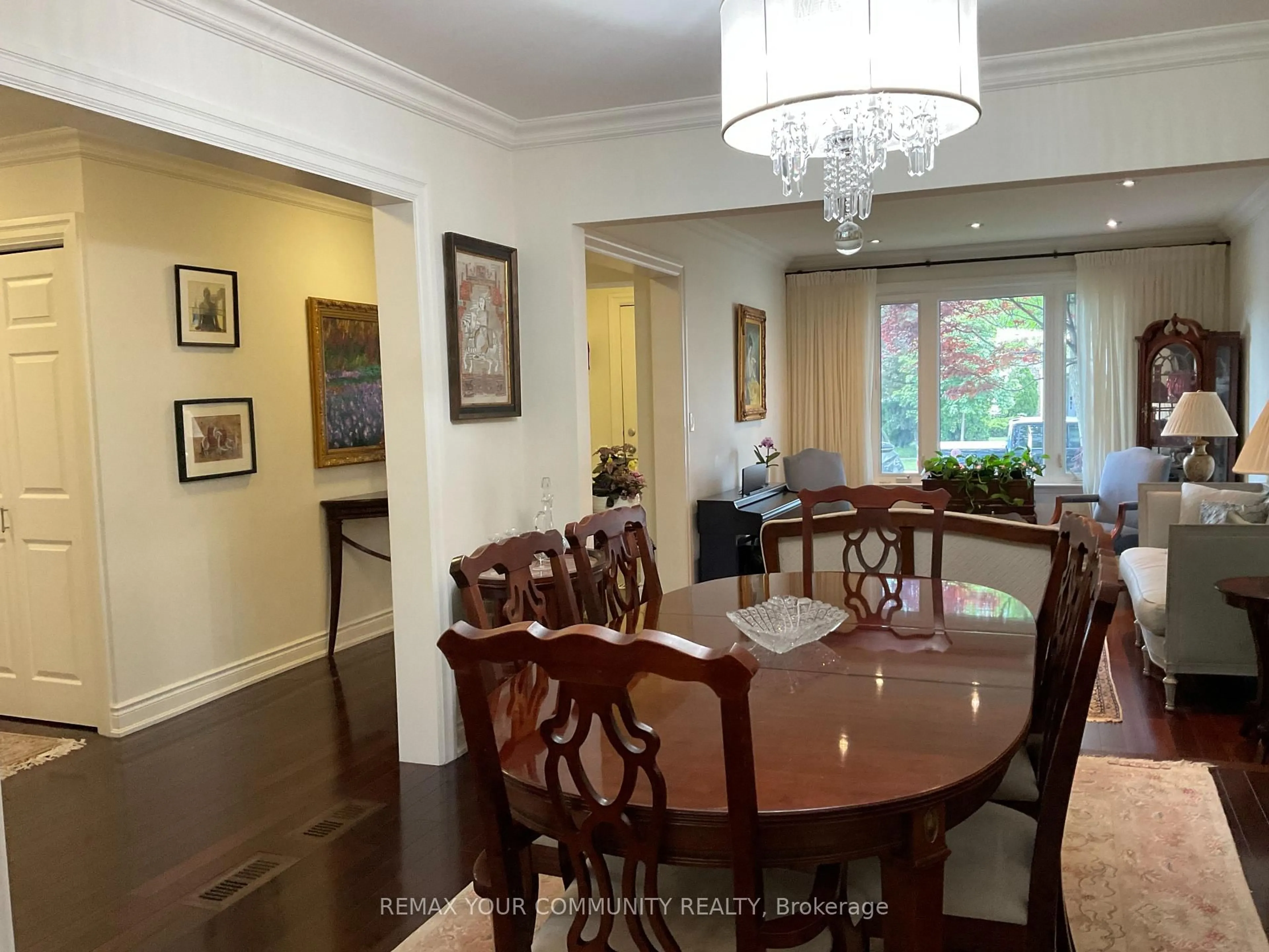 Dining room, unknown for 111 Springhead Gdns, Richmond Hill Ontario L4C 5C3