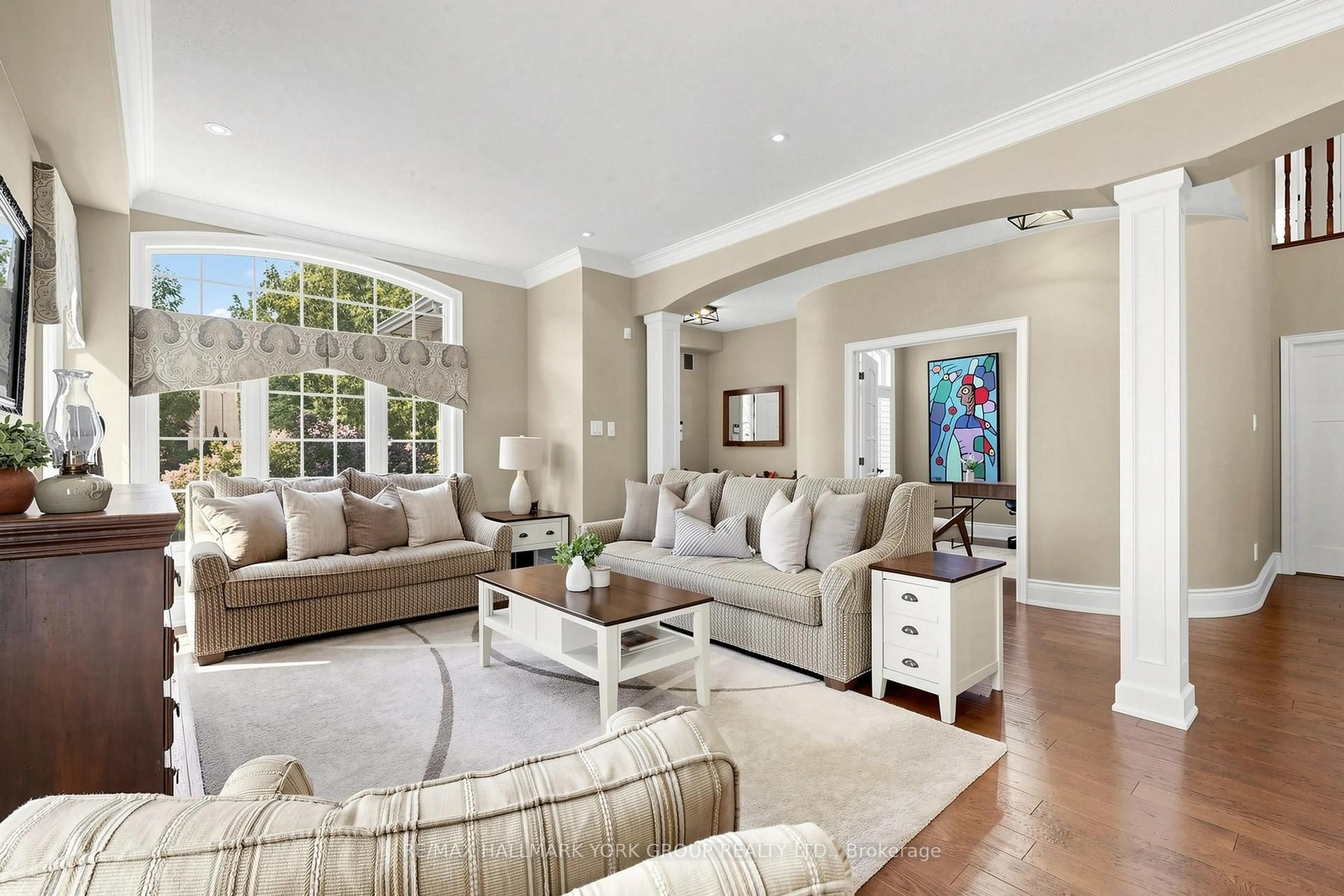Living room with furniture, unknown for 63 Willis Dr, Aurora Ontario L4G 7L9