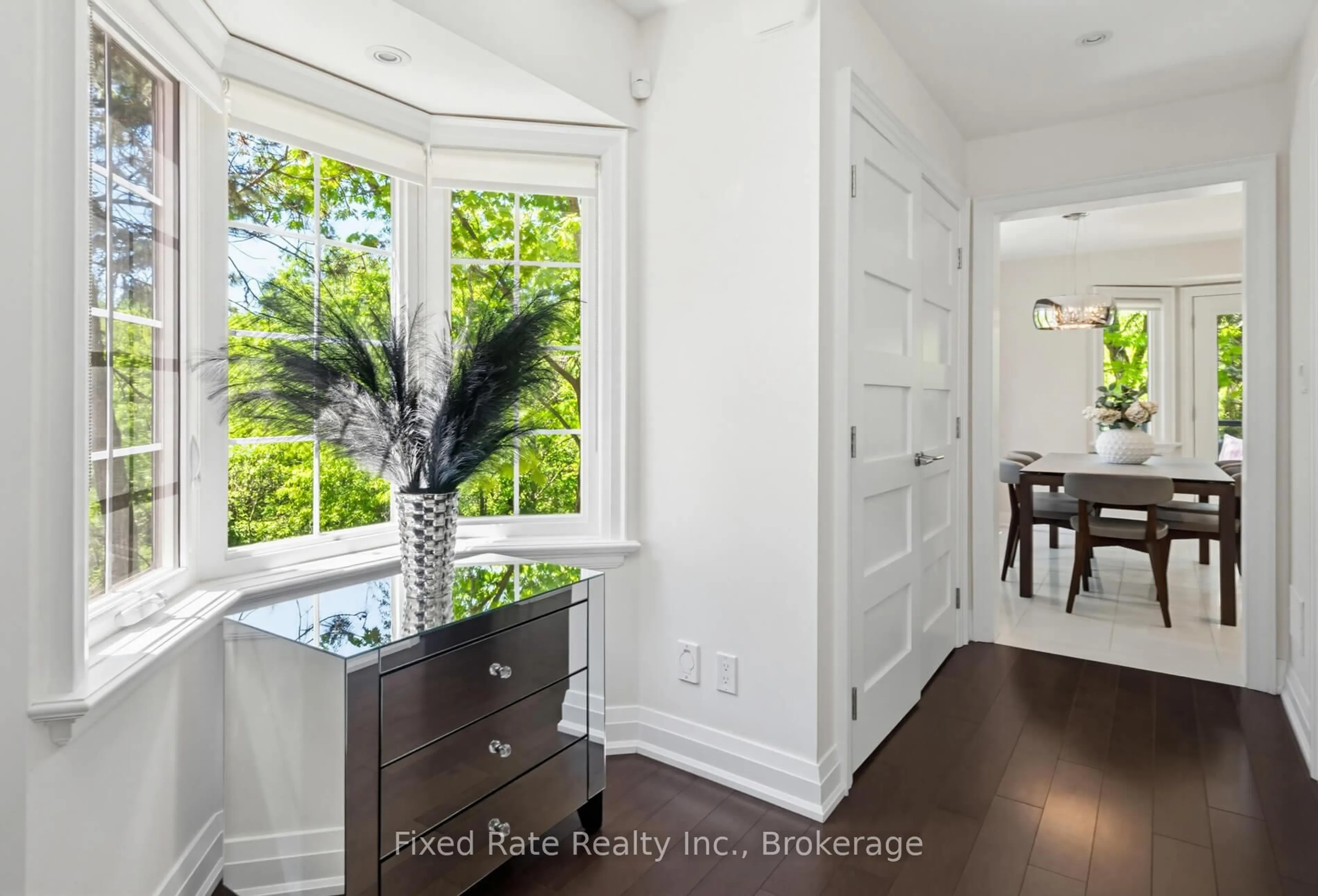 Indoor entryway for 8050 Islington Ave #13, Vaughan Ontario L4L 1W5