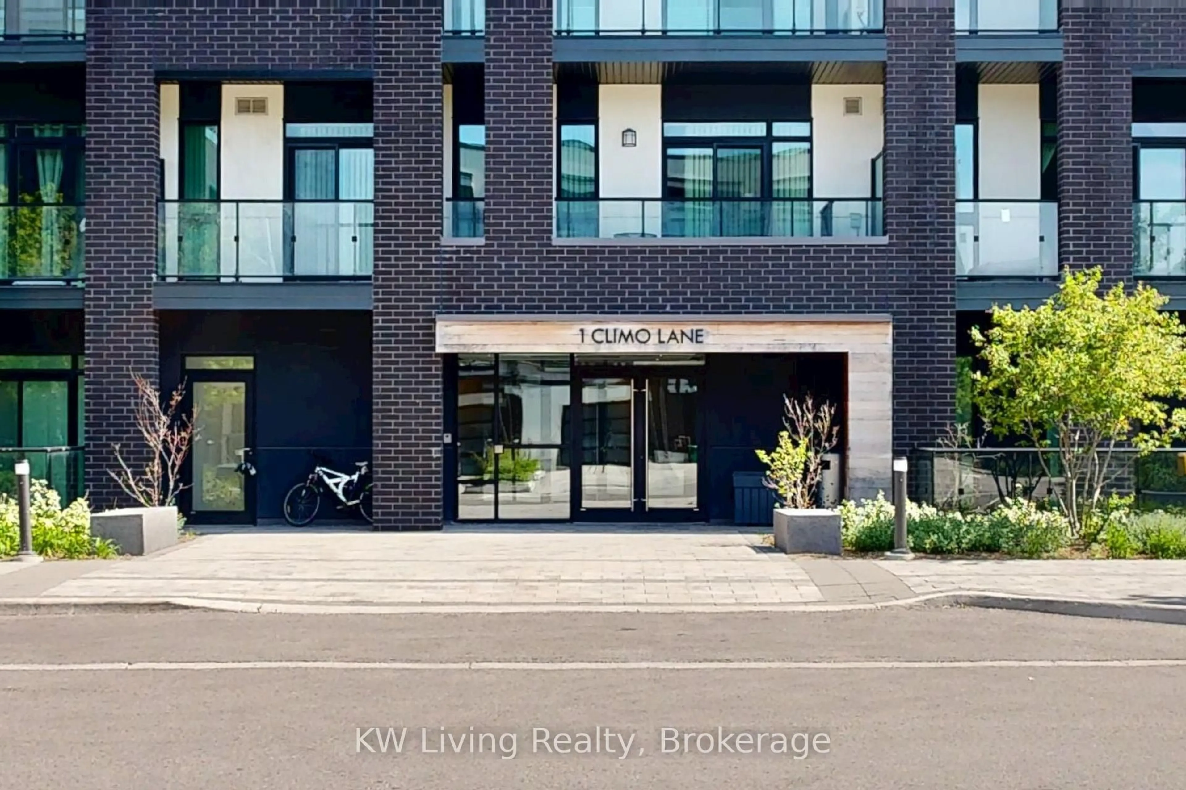 Indoor foyer for 1 Climo Lane #202, Markham Ontario L6E 0V8