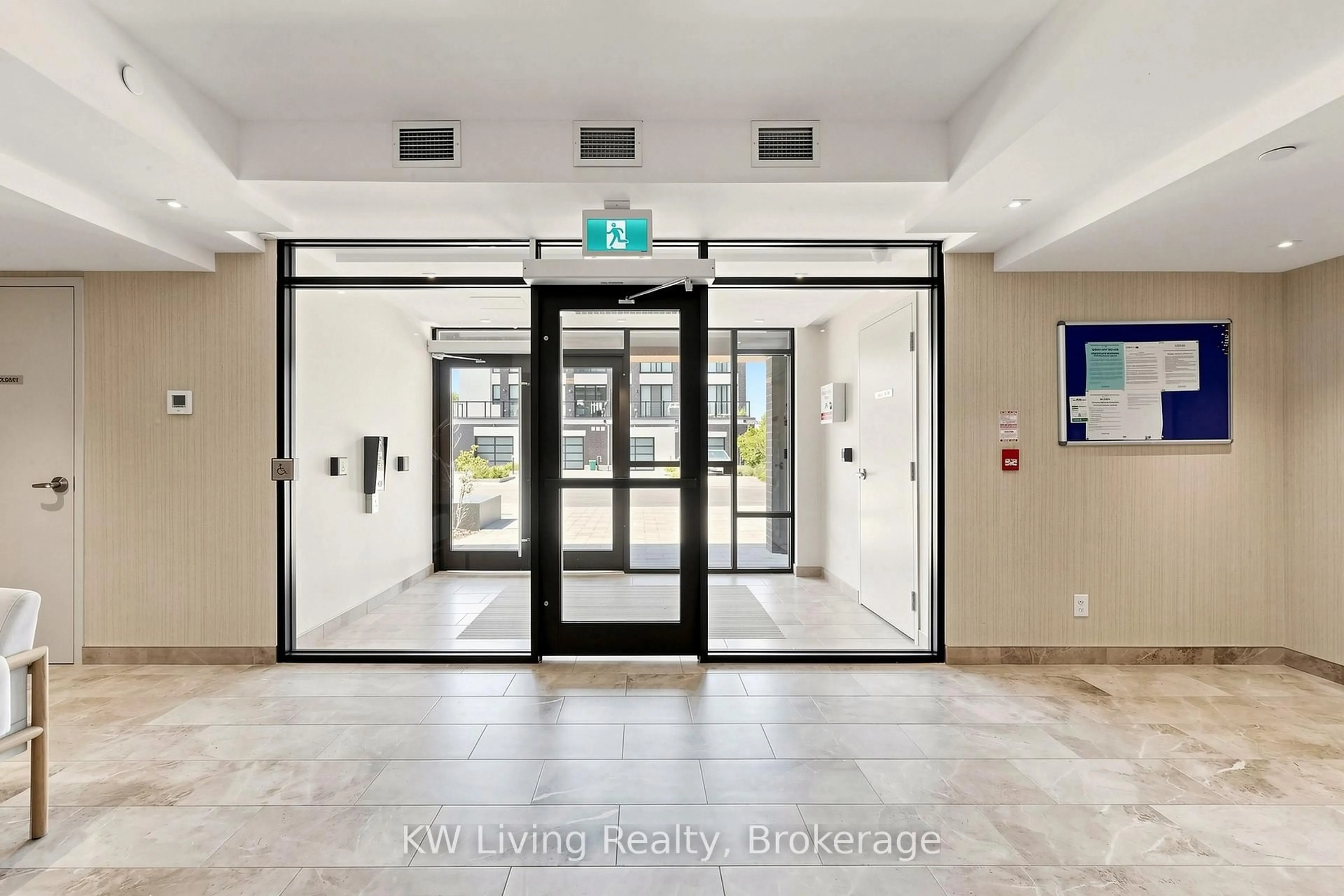 Indoor foyer for 1 Climo Lane #202, Markham Ontario L6E 0V8