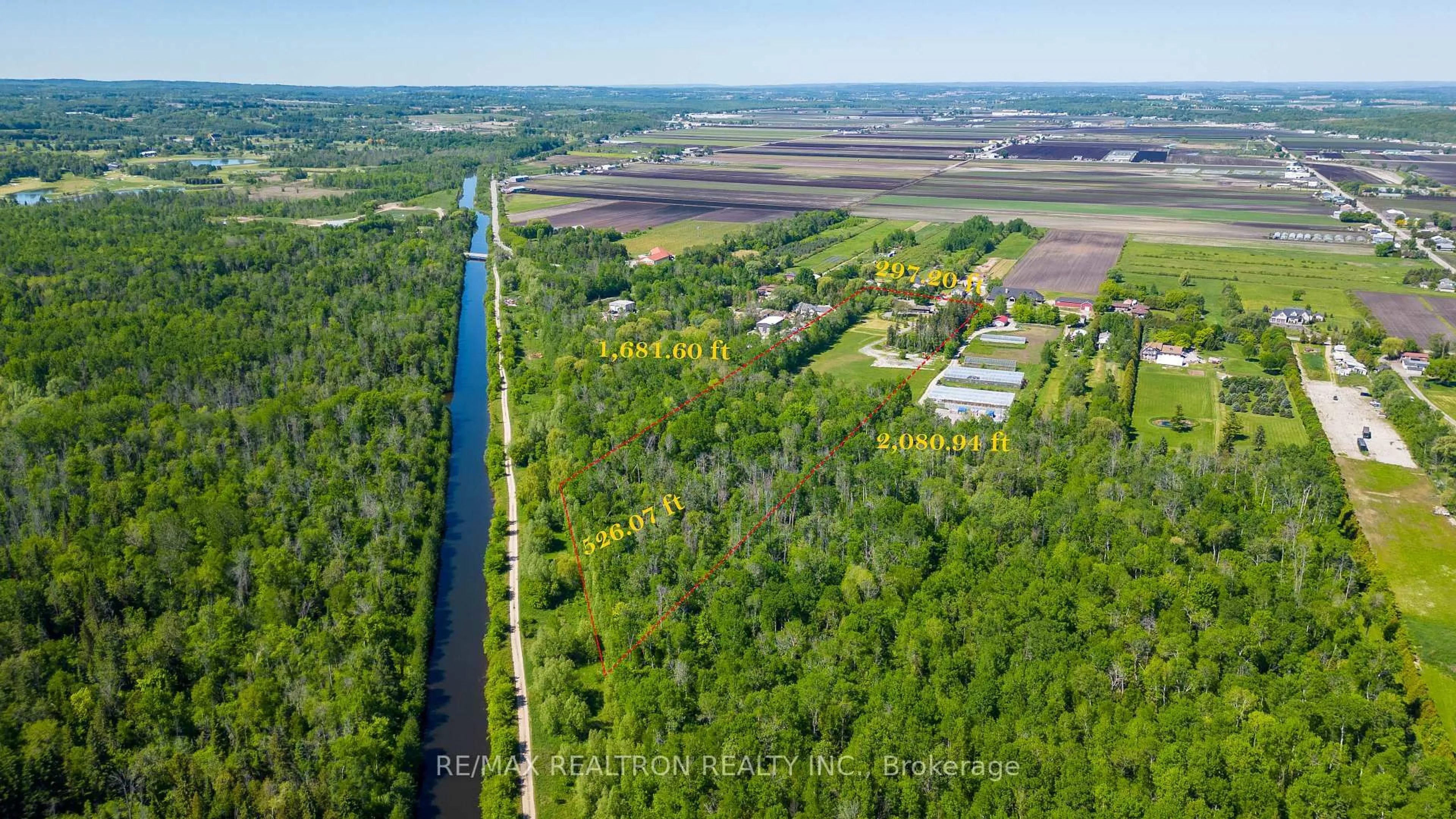 A pic from outside/outdoor area/front of a property/back of a property/a pic from drone, water/lake/river/ocean view for 18367 Keele St, King Ontario L7B 0G5
