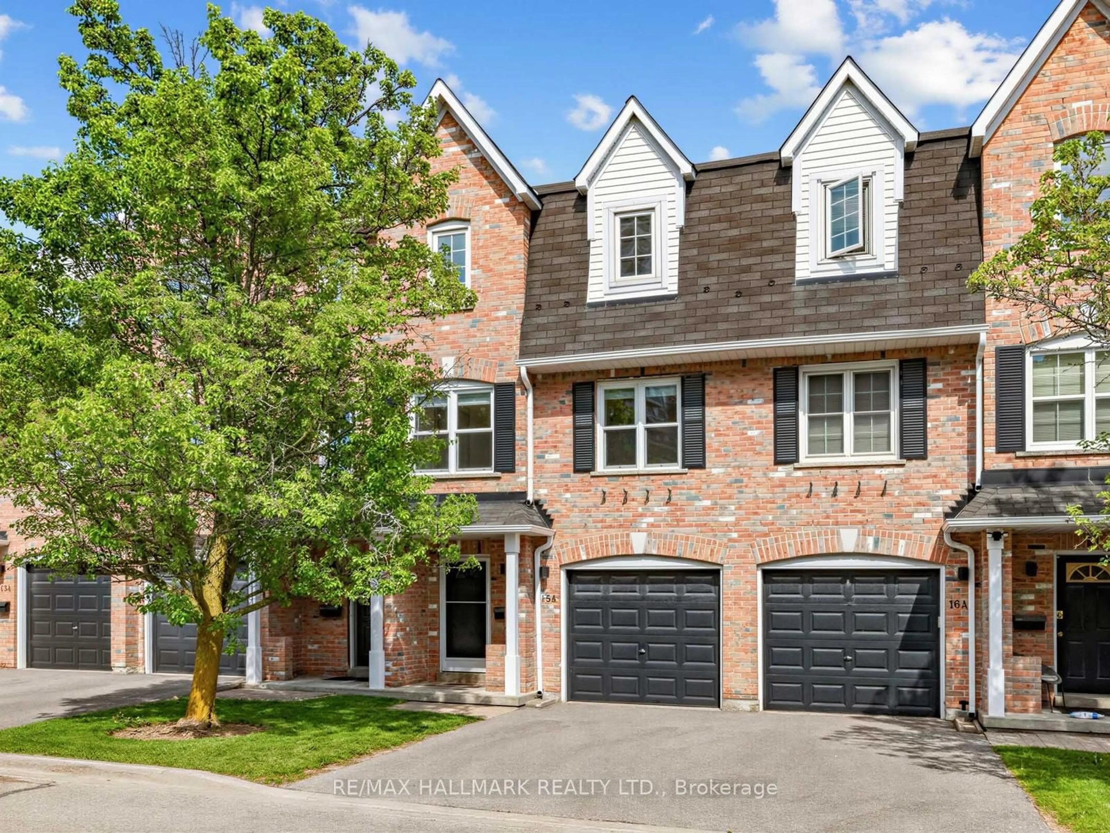 Home with brick exterior material, street for 81 Northern Heights Dr #15A, Richmond Hill Ontario L4B 4C9