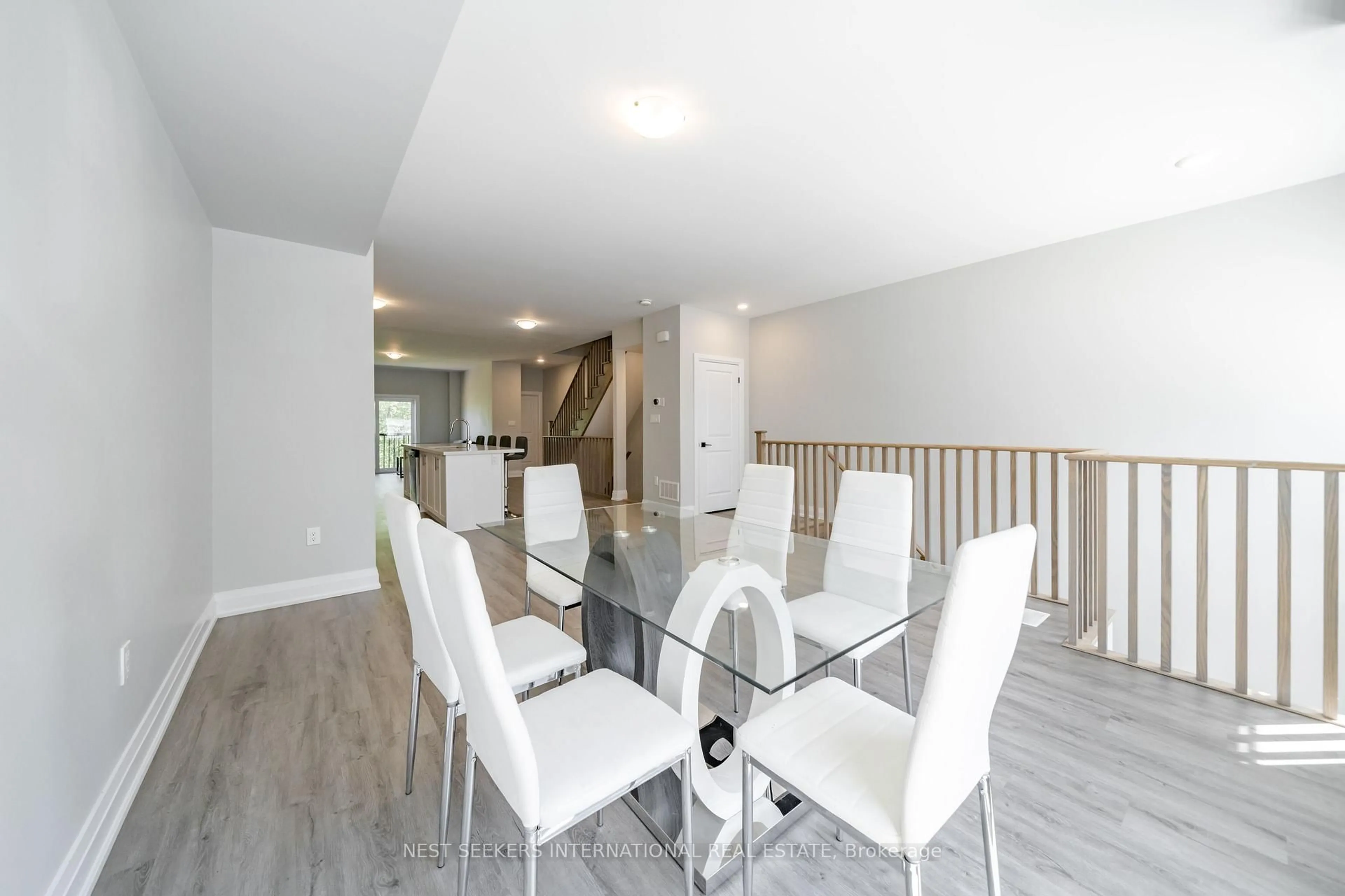 Dining room, unknown for 1486 Purchase Pl, Innisfil Ontario L0L 1W0