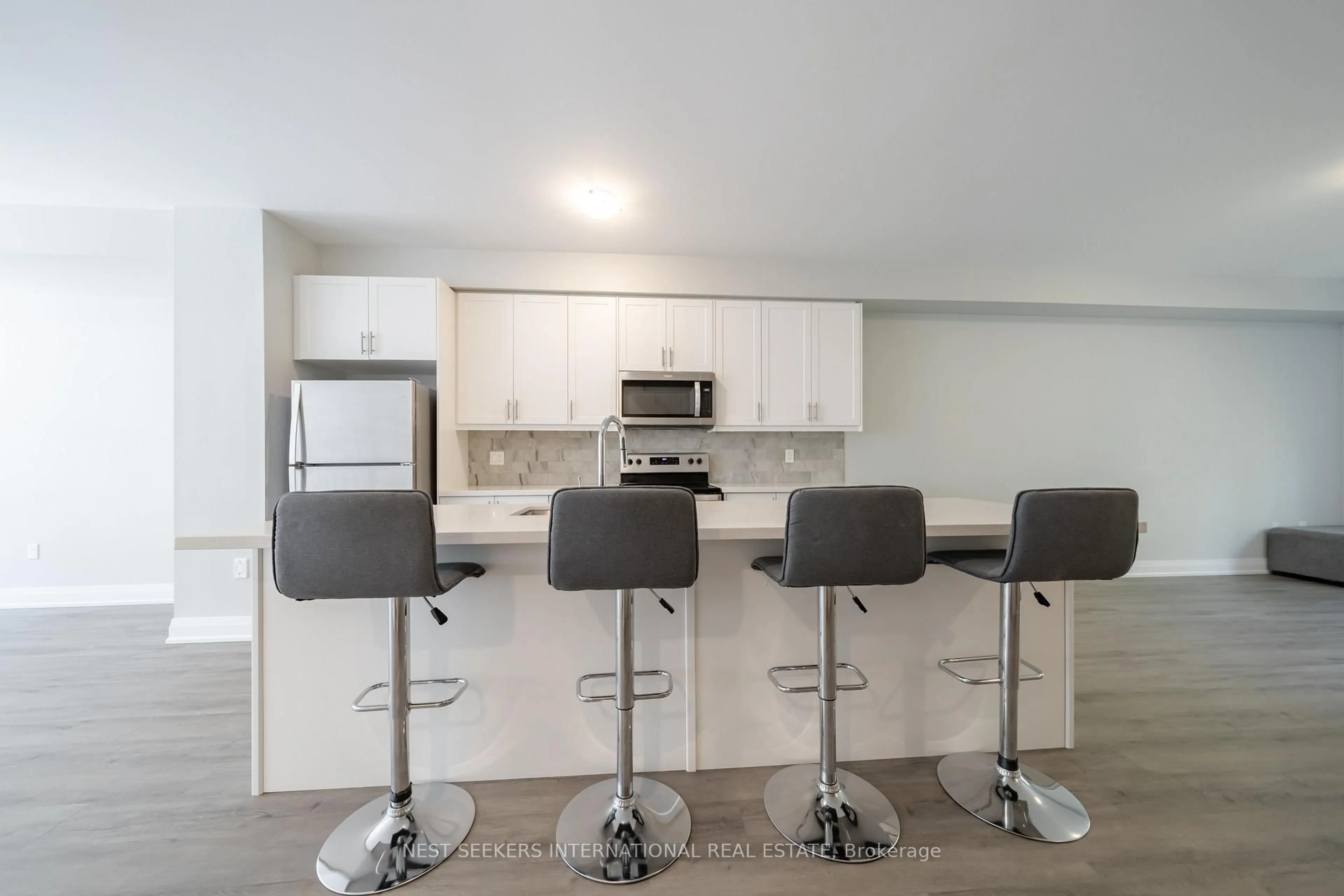 Open concept kitchen, unknown for 1486 Purchase Pl, Innisfil Ontario L0L 1W0