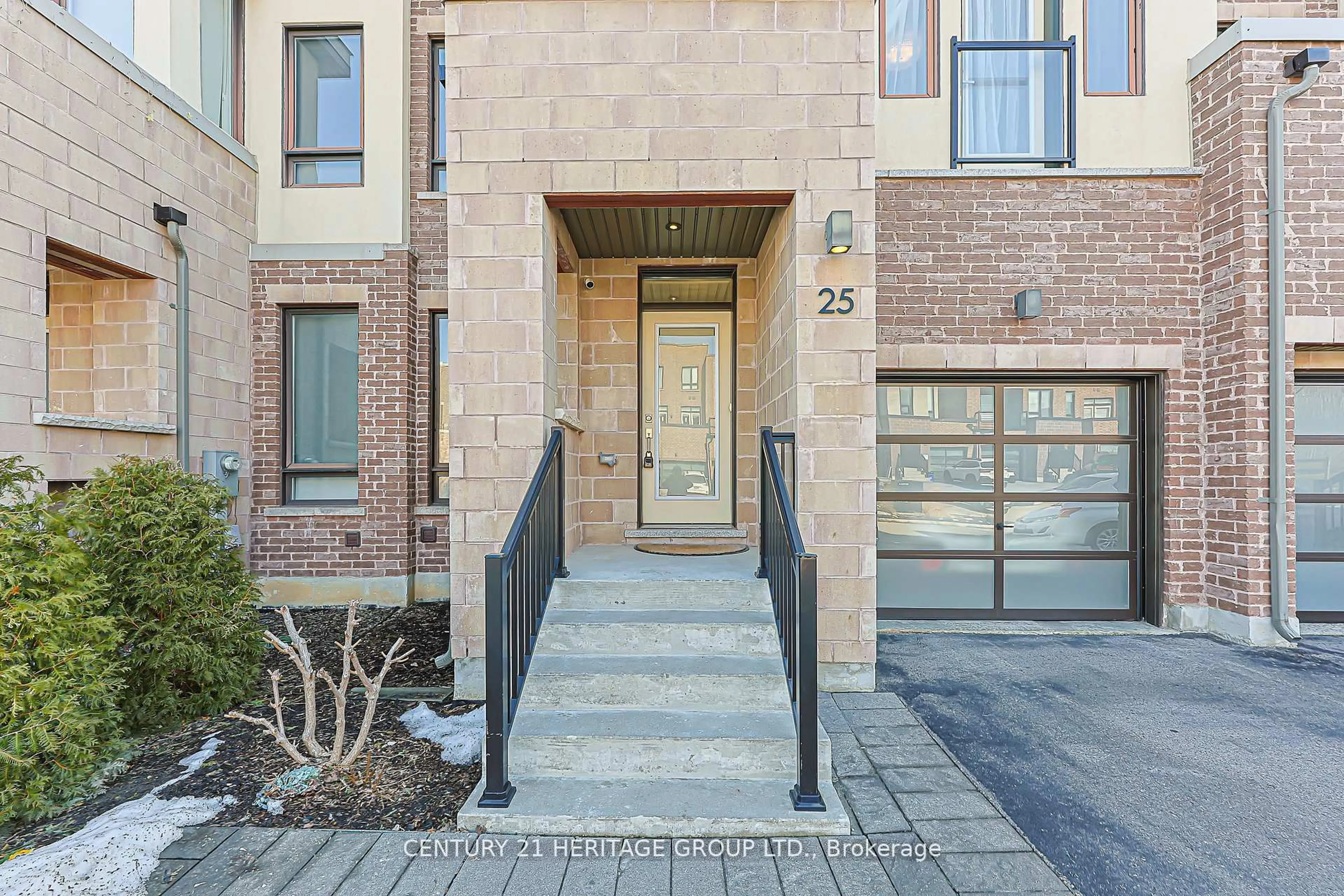 Unknown for 25 Helliwell Cres, Richmond Hill Ontario L4E 1C7