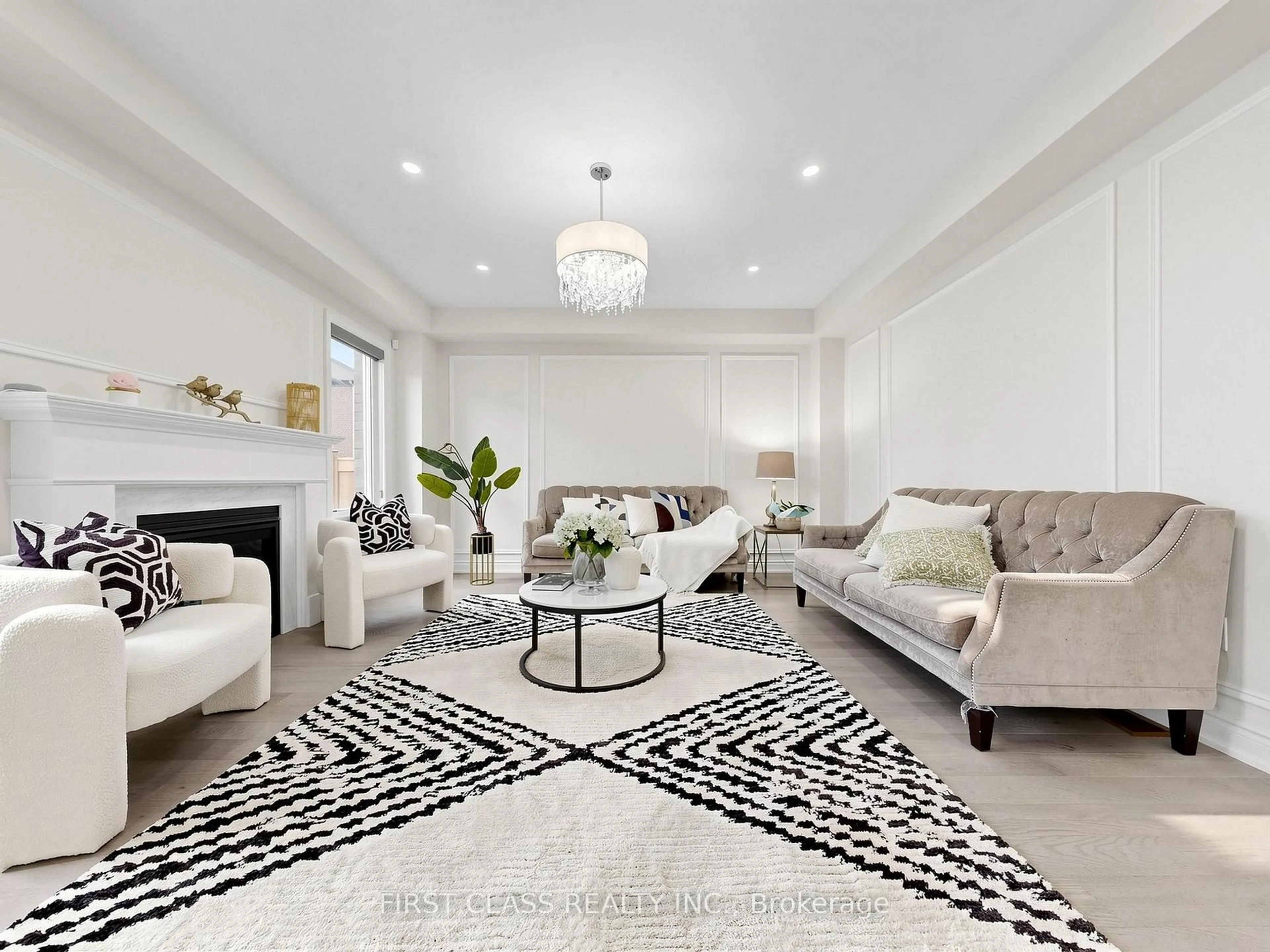 Living room with furniture, carpet floor for 58 Current Dr, Richmond Hill Ontario L4S 0M8