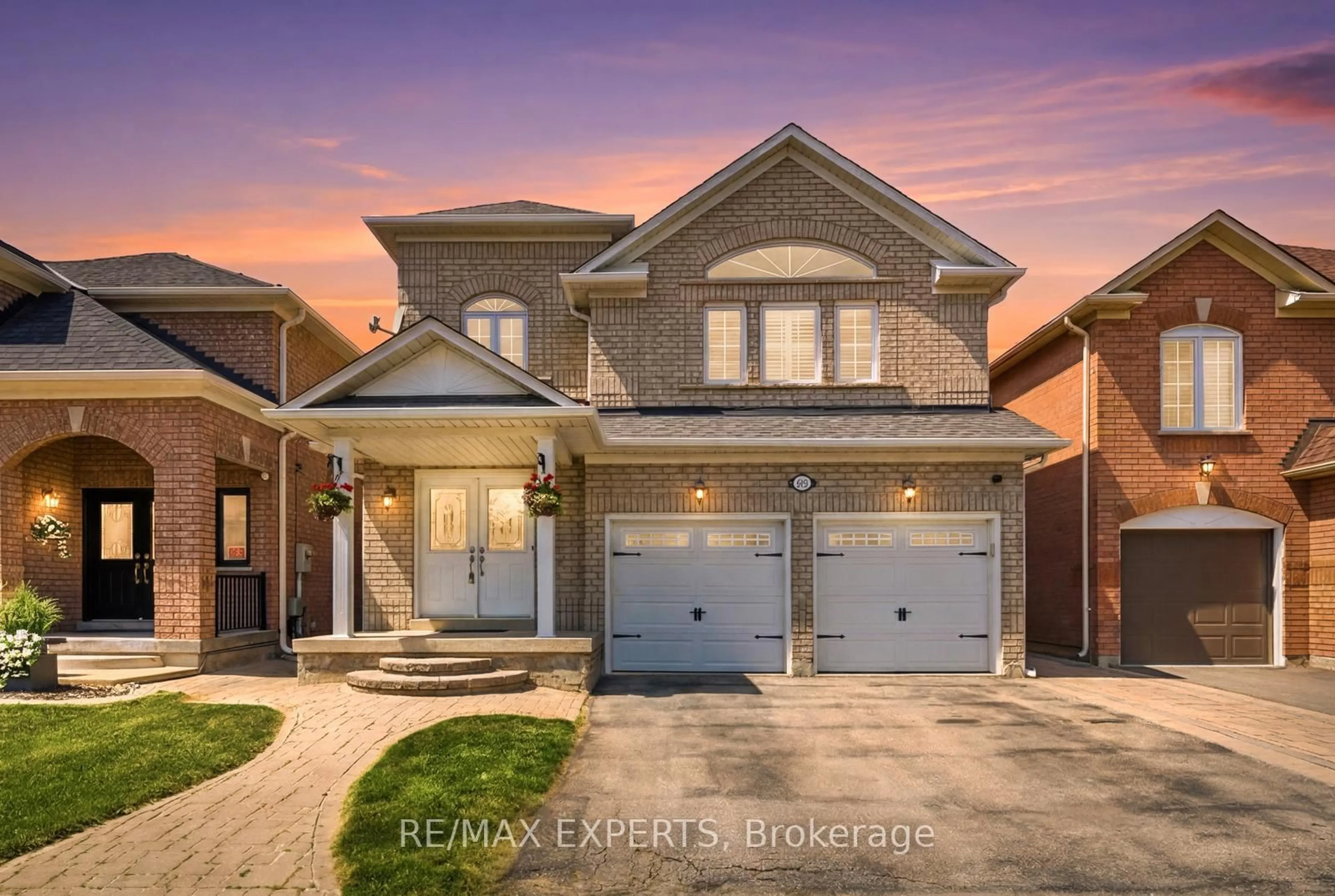 Home with brick exterior material, street for 204 Montebello Ave, Vaughan Ontario L4H 1L9