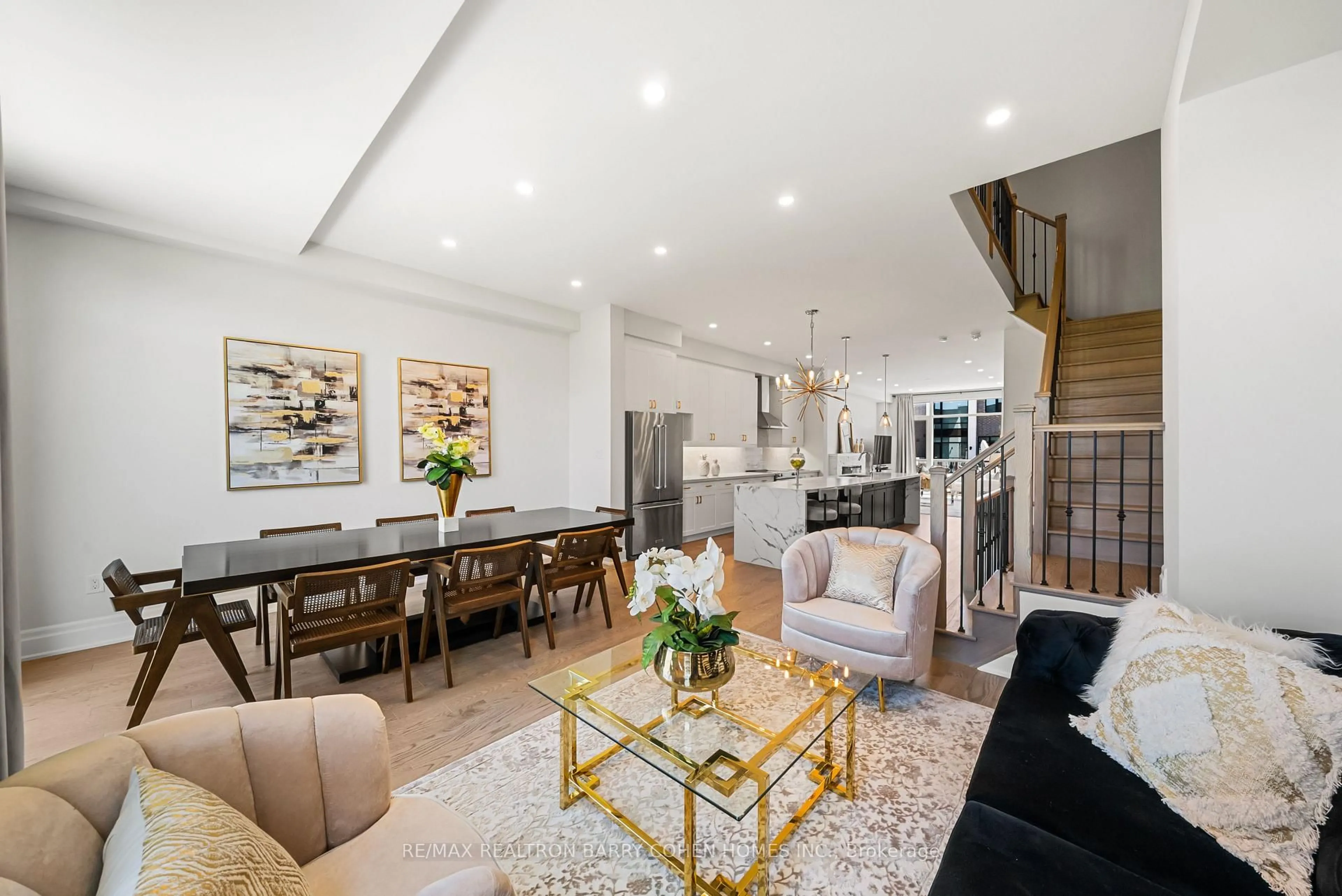 Open concept kitchen, unknown for 8 Heriot Pl, Vaughan Ontario L6A 4Z6