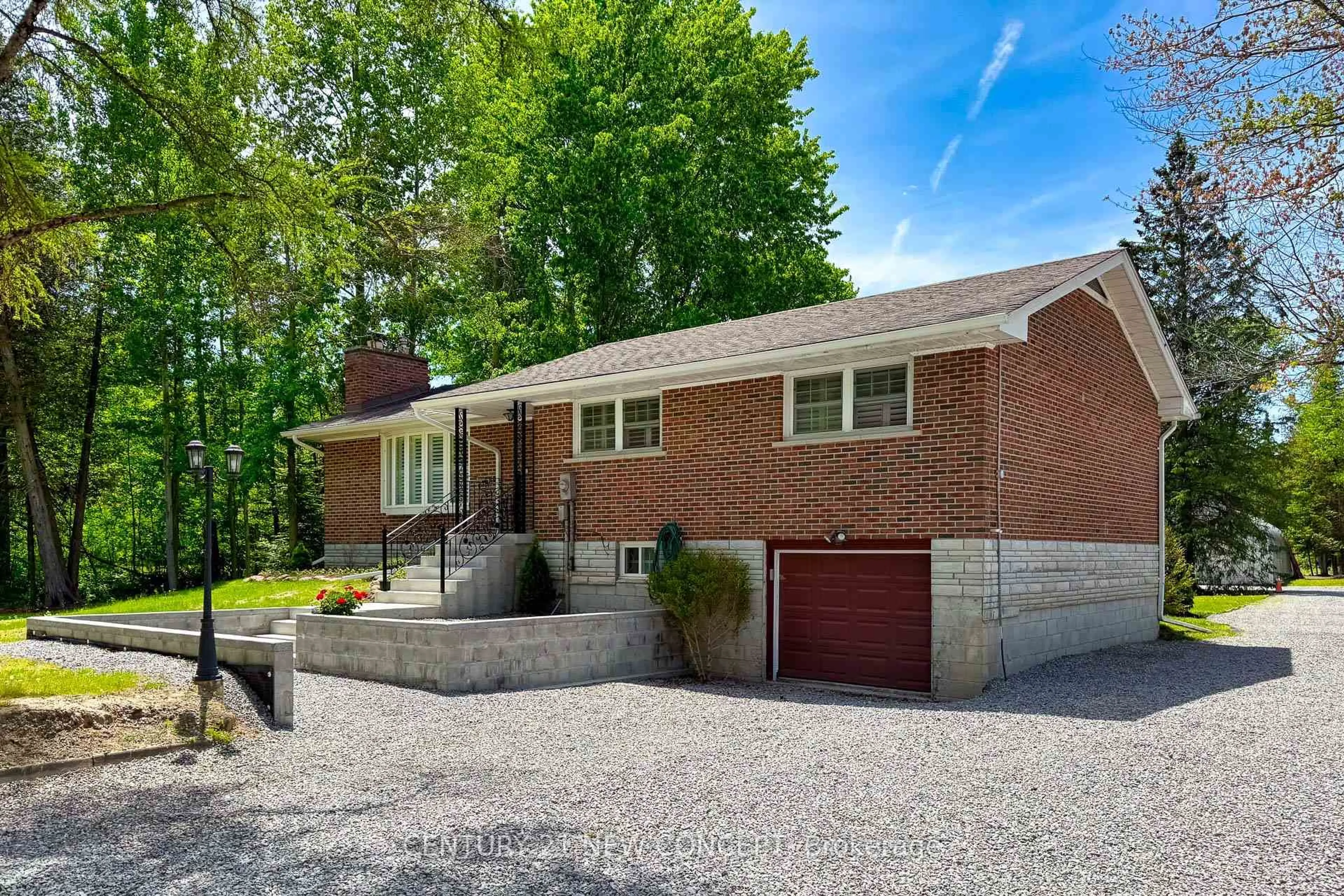 Home with brick exterior material, street for 20430 Bathurst St, King Ontario L9N 1P5