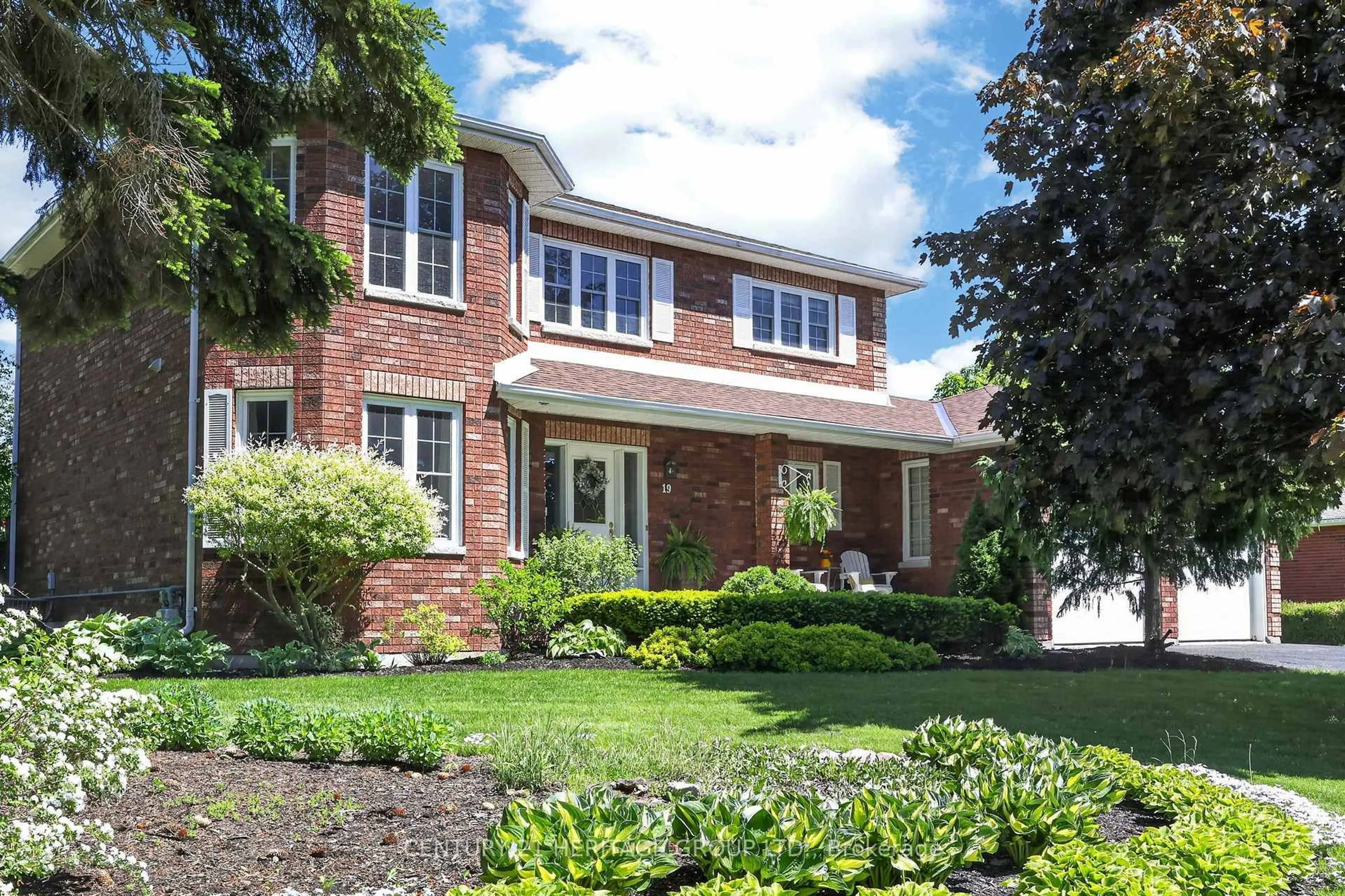 Home with brick exterior material, street for 19 Kevin Cres, Essa Ontario L0L 2N0