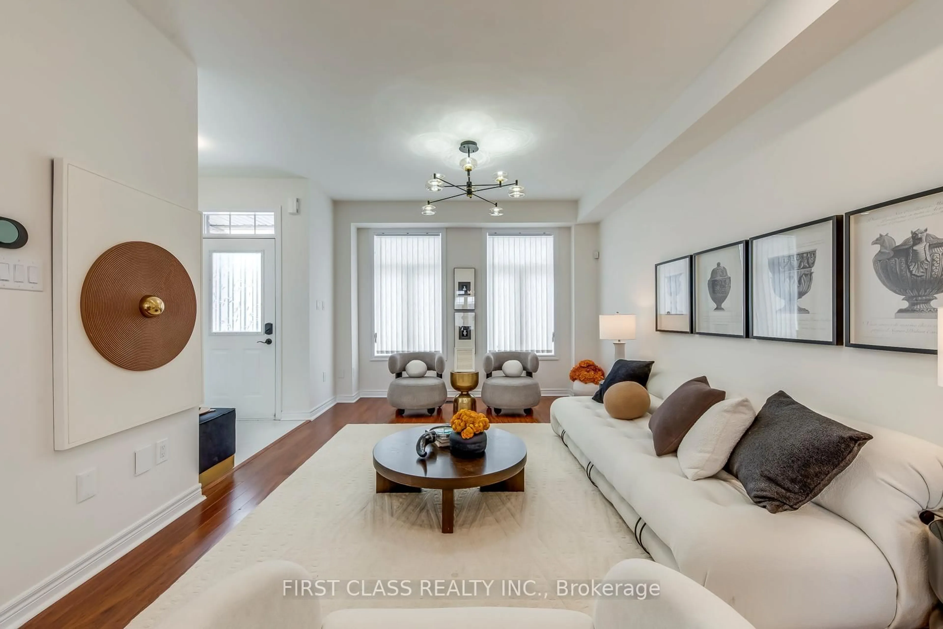 Living room with furniture, unknown for 2987 Bur Oak Ave, Markham Ontario L6B 1E3