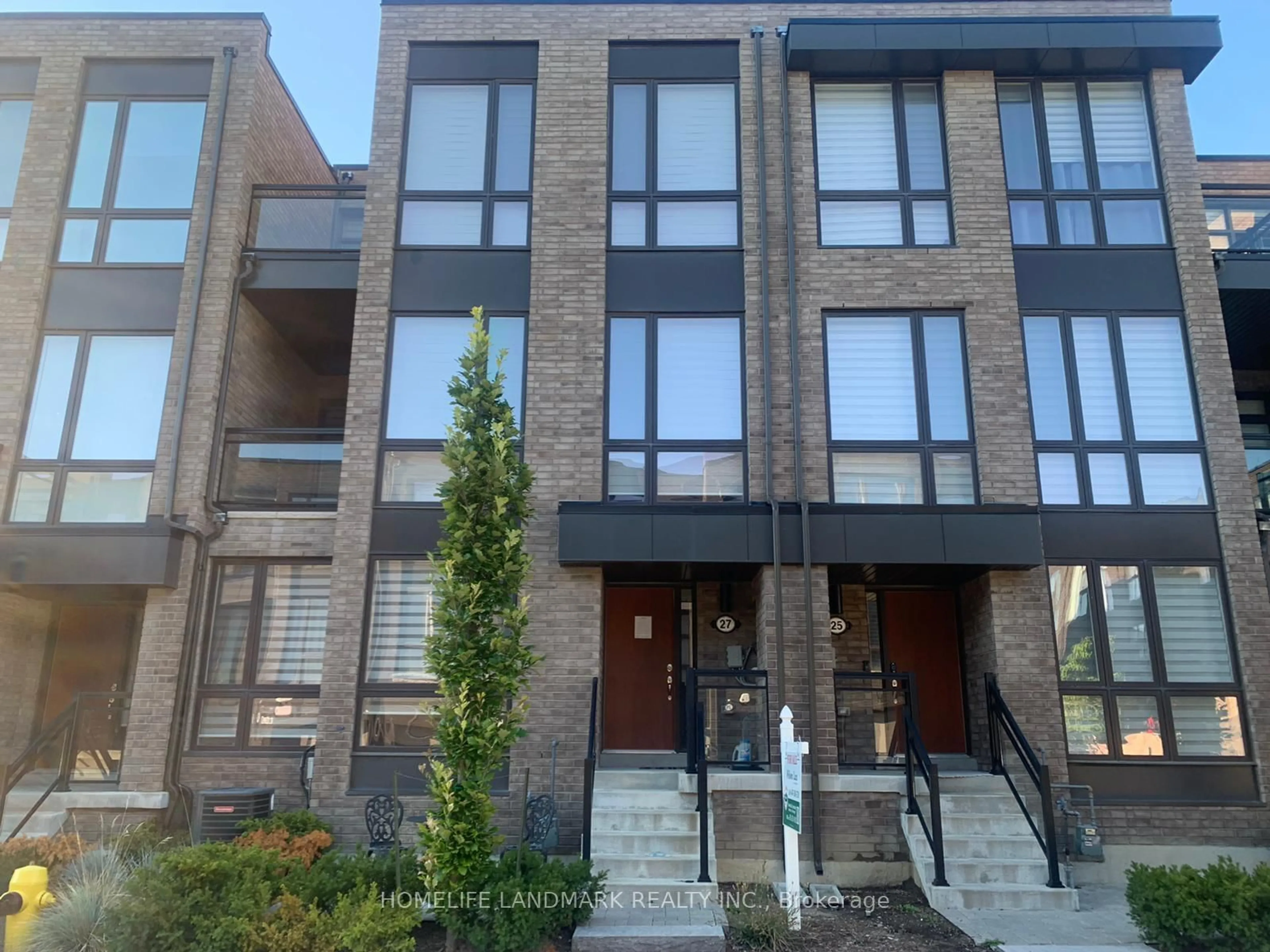 Unknown for 27 Thorncrest Dr, Vaughan Ontario L4J 0K1