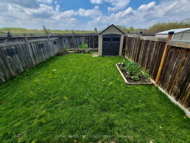 1768 Lamstone St, Innisfil 5