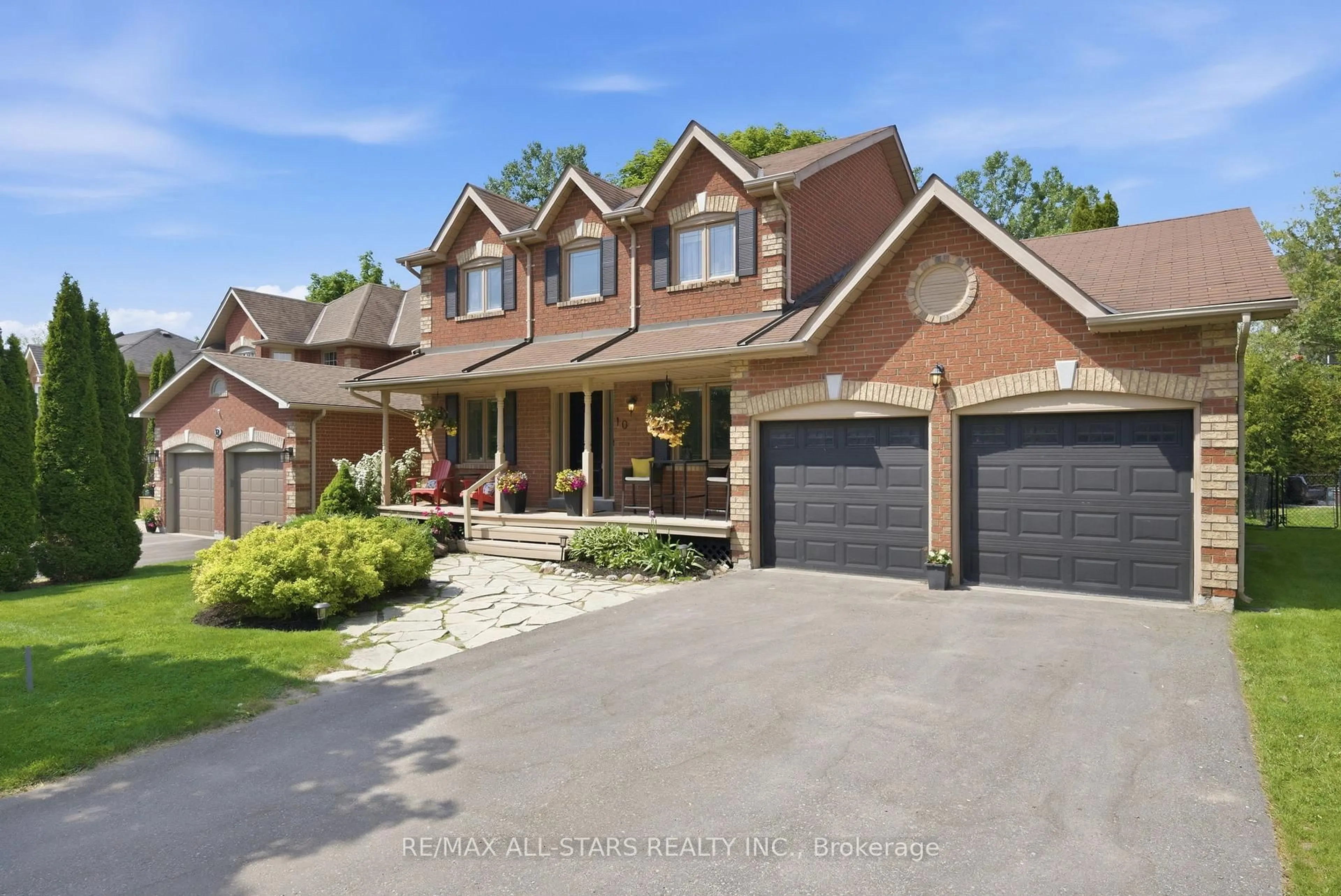 Home with brick exterior material, street for 10 Forsythe Dr, Uxbridge Ontario L9P 1V7