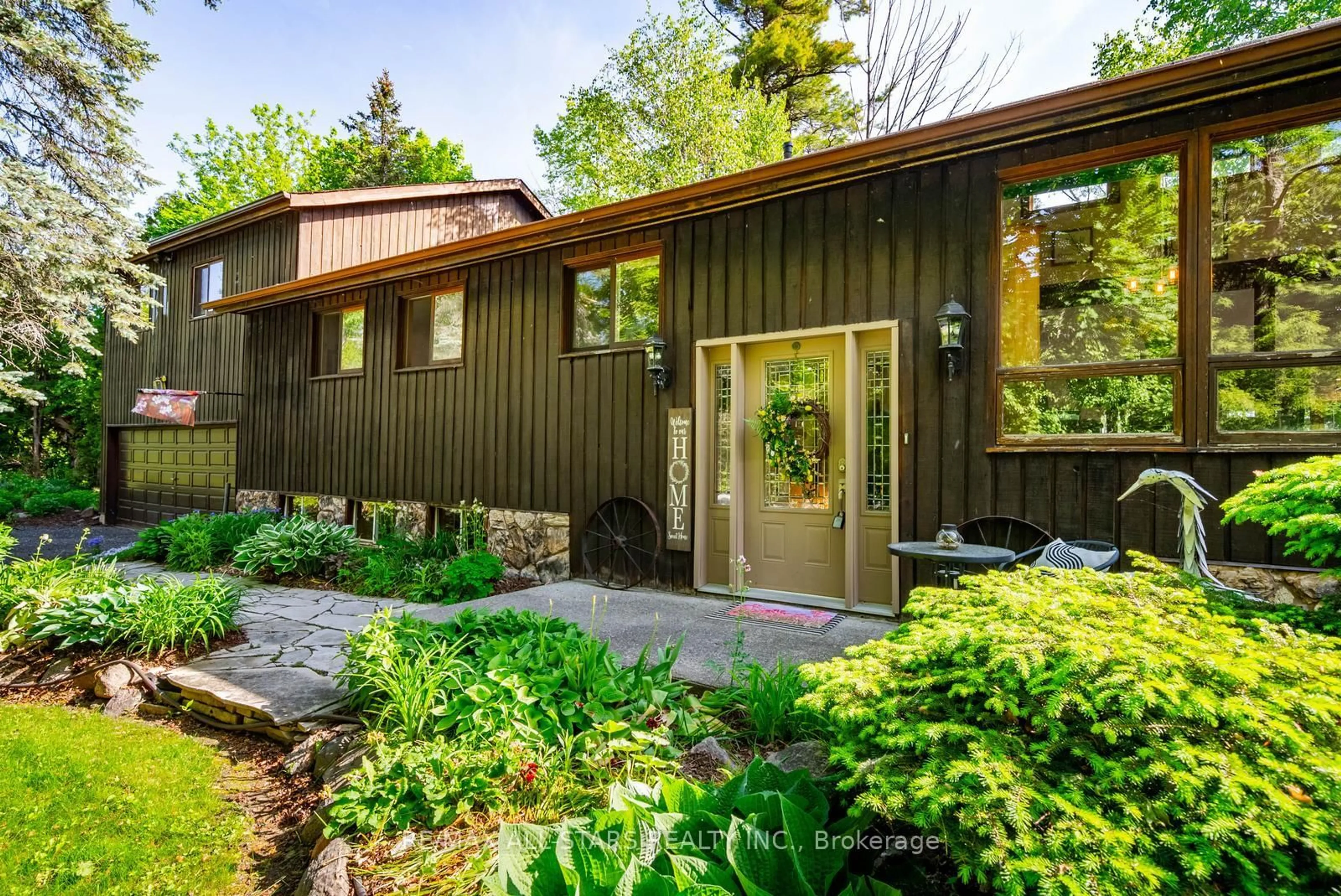 Unknown for 5720 Lakeshore Rd, Whitchurch-Stouffville Ontario L4A 2Z4