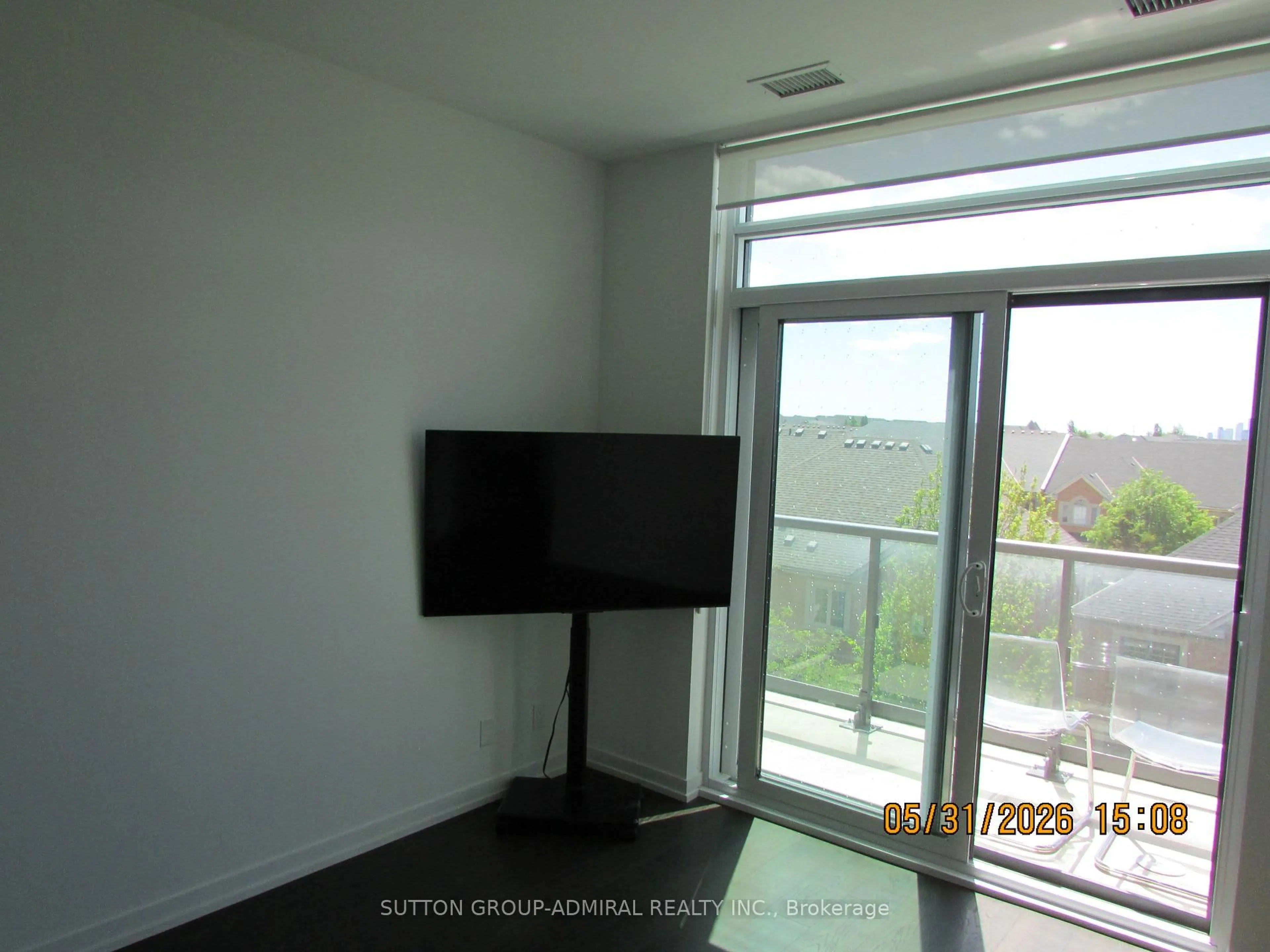 A pic of a room for 8 Beverley Glen Blvd #414, Vaughan Ontario L4J 0L5