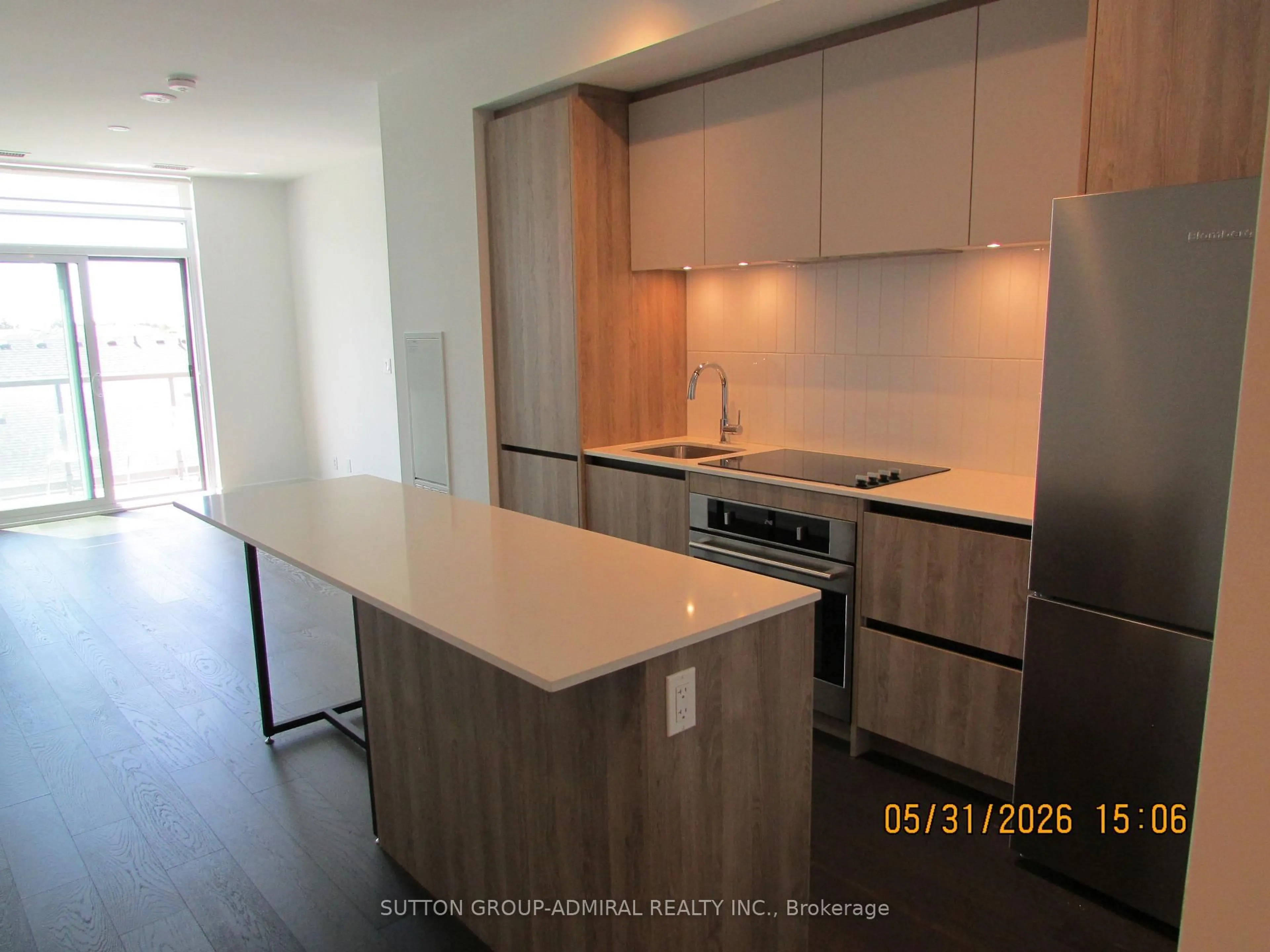 Standard kitchen, unknown for 8 Beverley Glen Blvd #414, Vaughan Ontario L4J 0L5