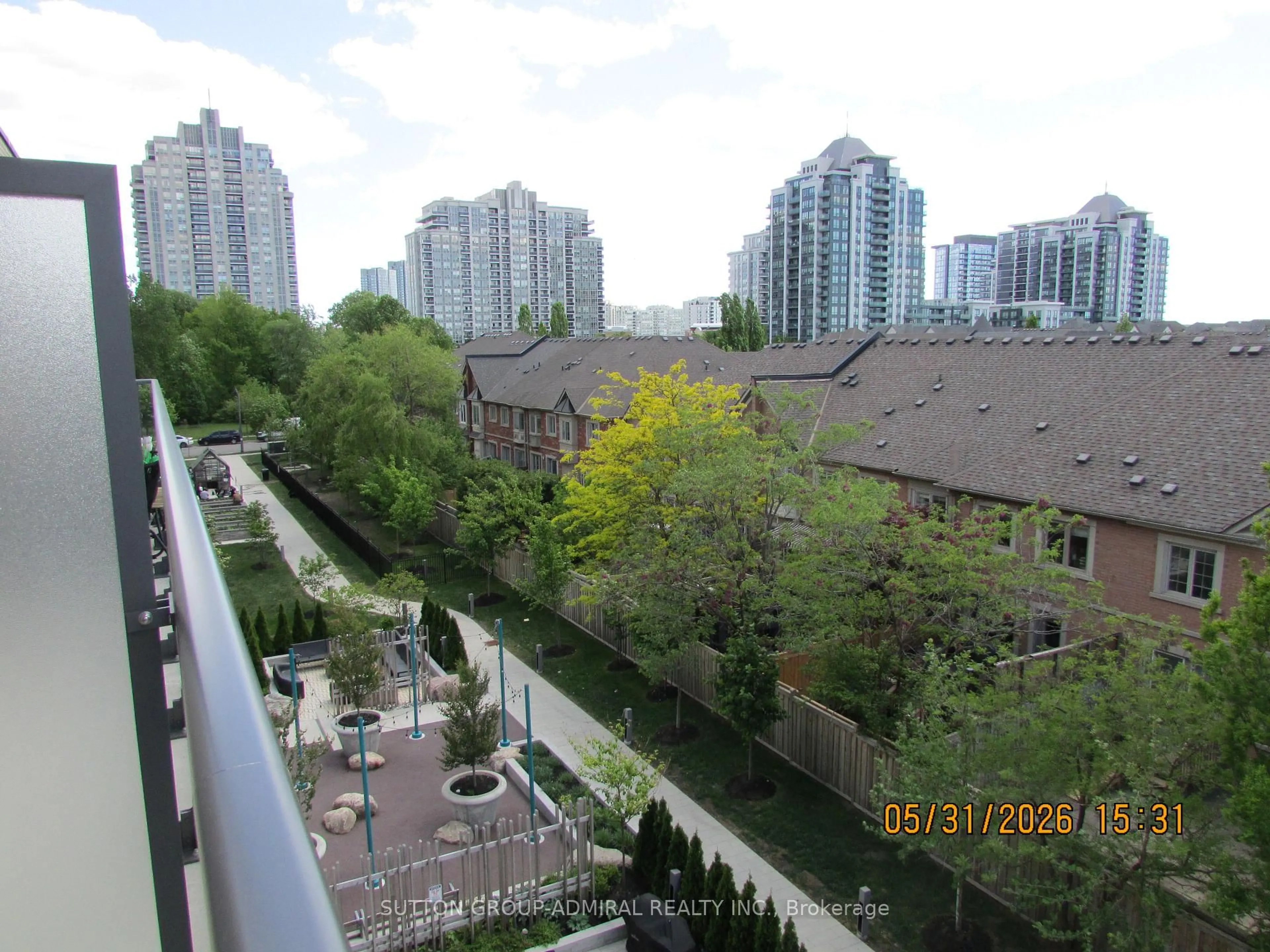 Unknown for 8 Beverley Glen Blvd #414, Vaughan Ontario L4J 0L5