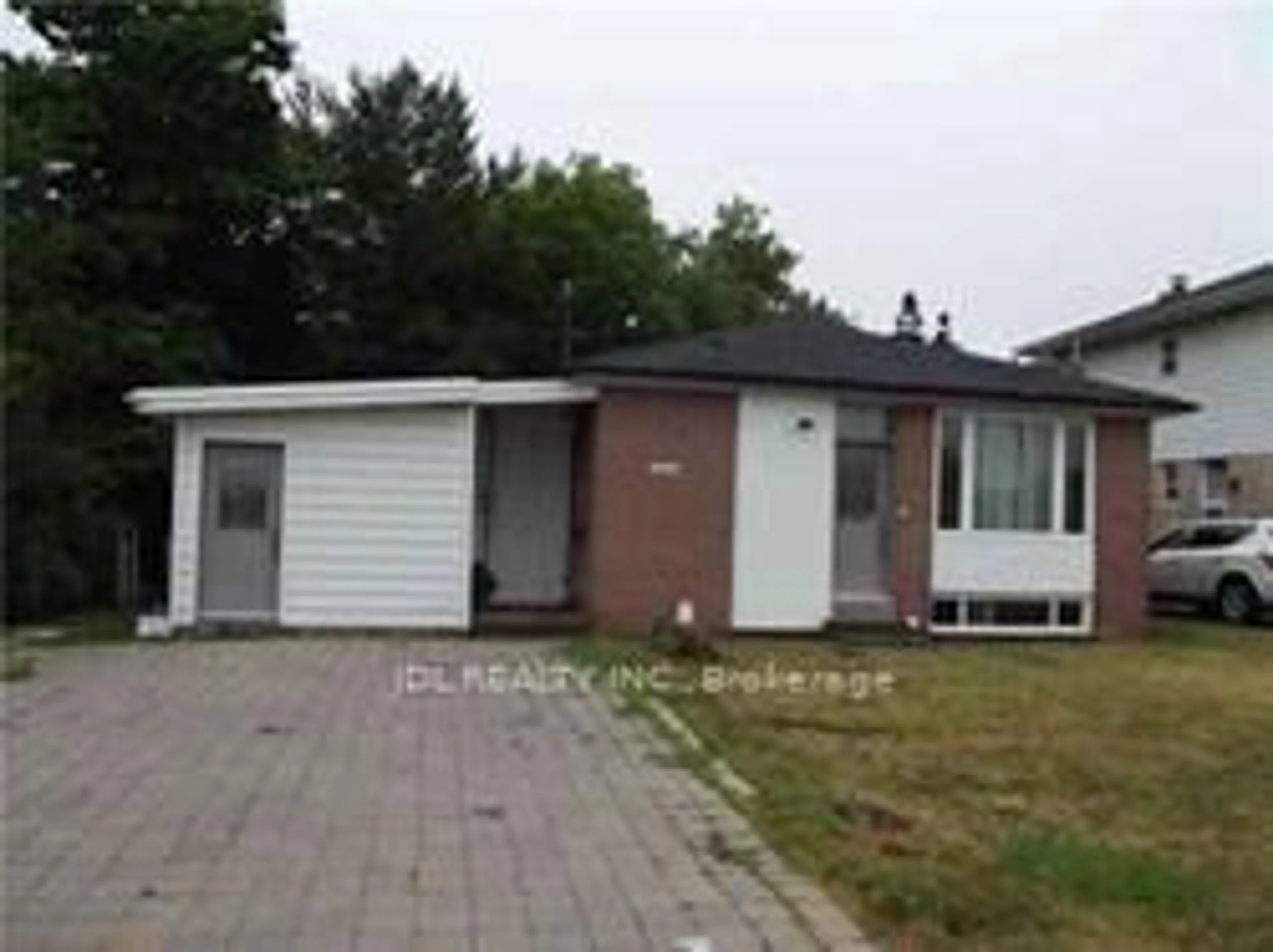 Home with brick exterior material, street for 10666 Bayview Ave, Richmond Hill Ontario L4C 3N9