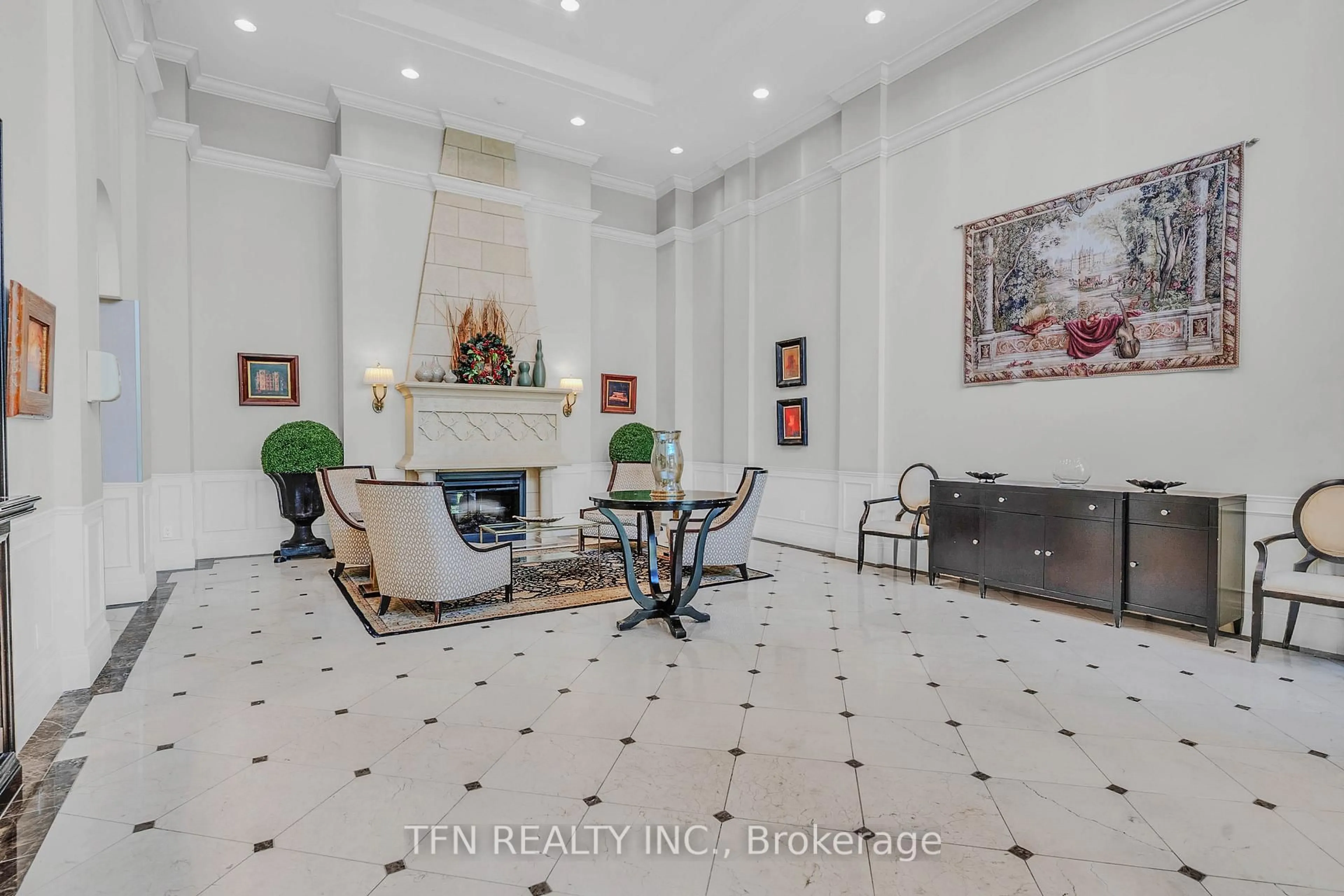 Lobby for 310 Red Maple Rd #605, Richmond Hill Ontario L4C 0T7