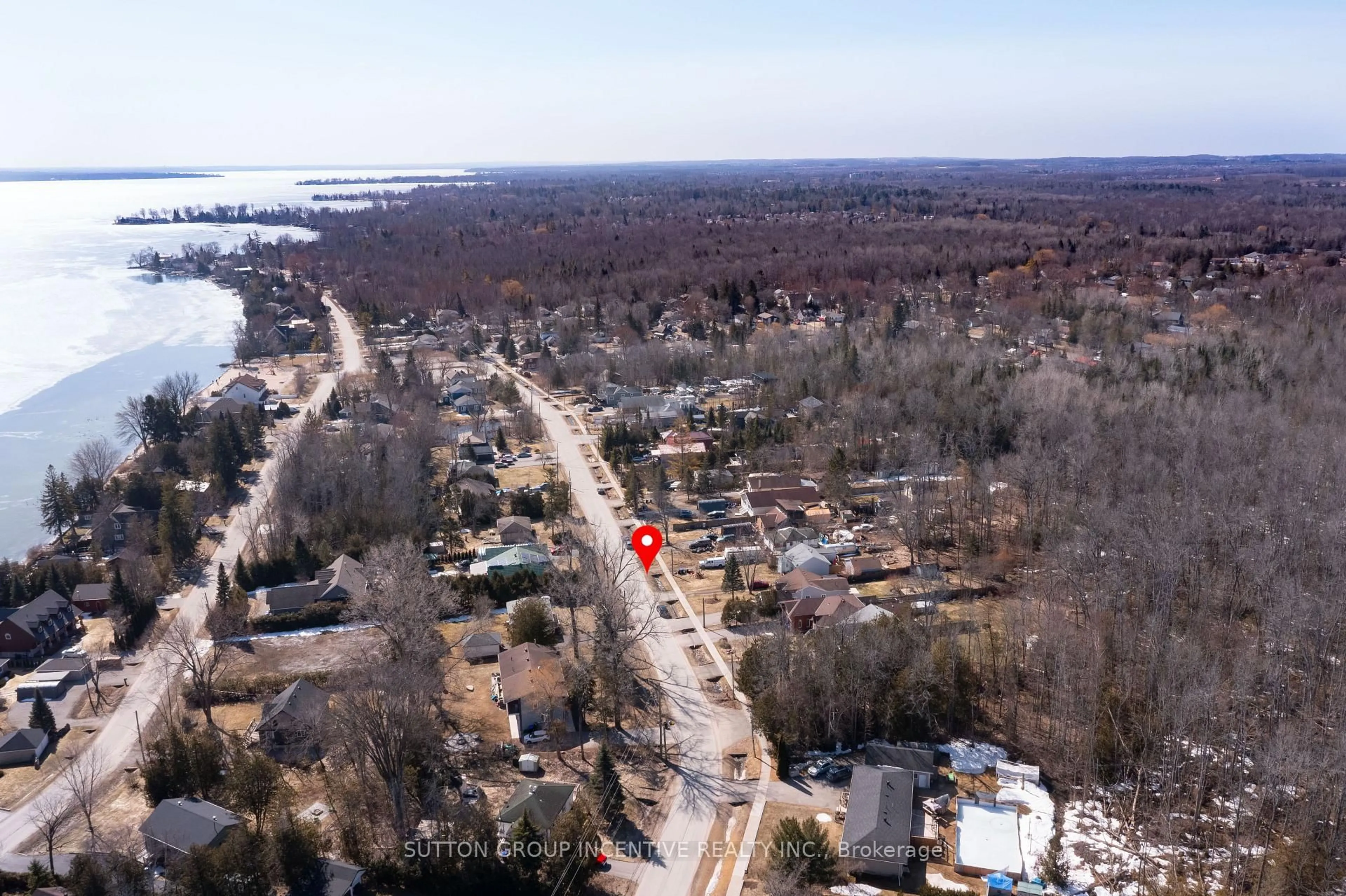 A pic from outside/outdoor area/front of a property/back of a property/a pic from drone, water/lake/river/ocean view for 2766 Ireton St, Innisfil Ontario L9S 2J2