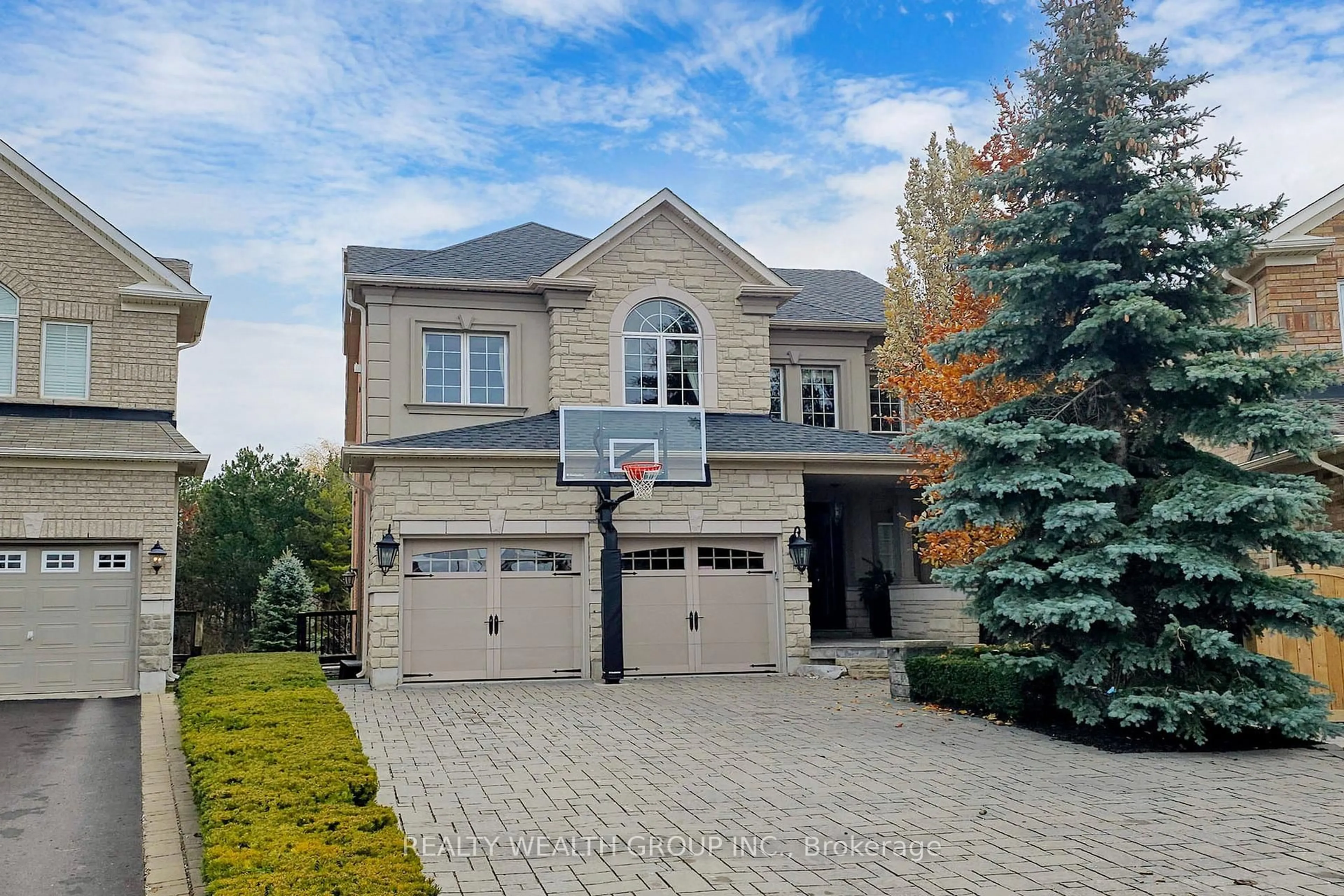Home with brick exterior material, street for 43 Catano Crt, Richmond Hill Ontario L4S 2V4