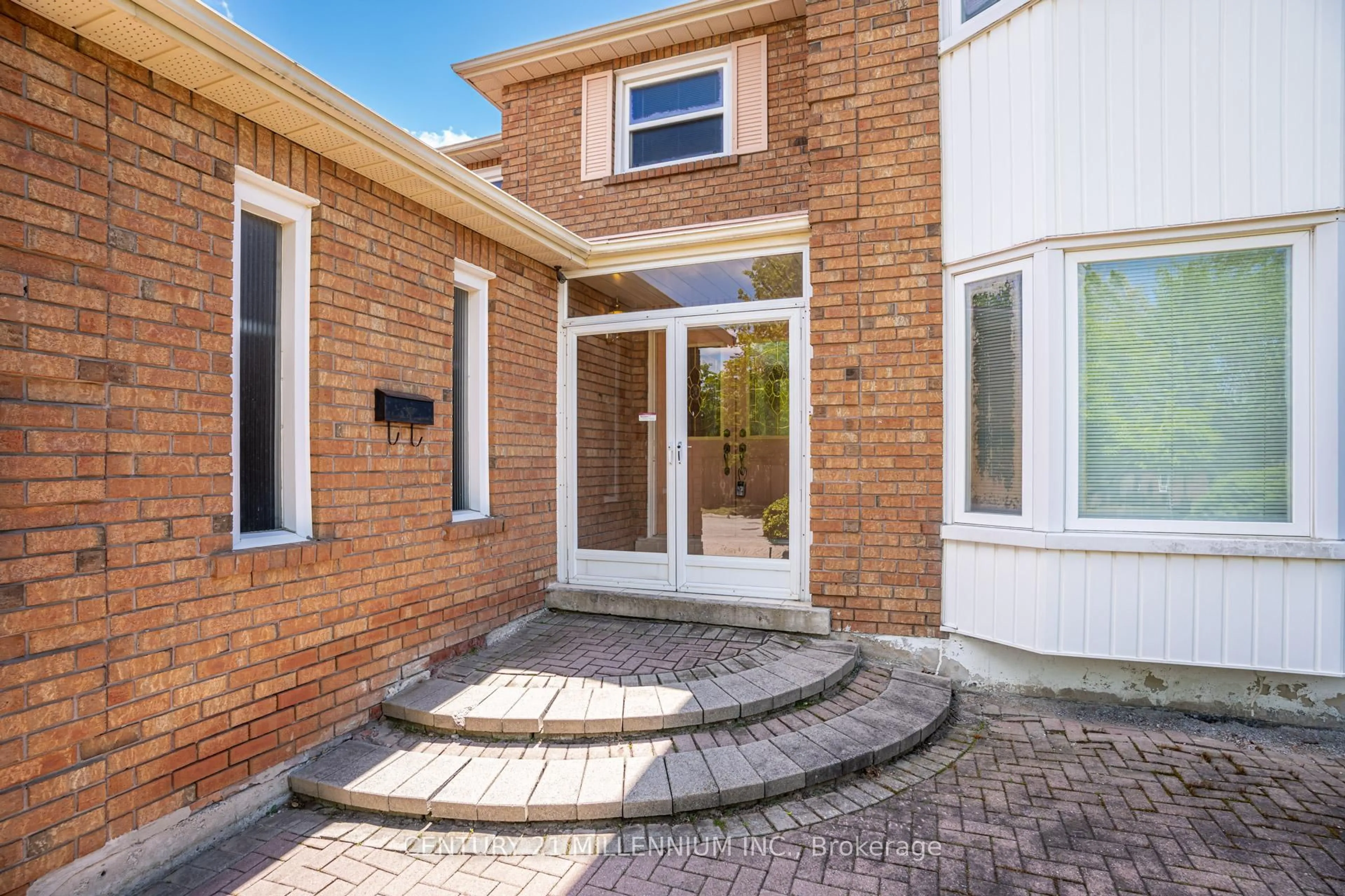 Home with brick exterior material, street for 50 Piccadilly Rd, Richmond Hill Ontario L4B 1S8