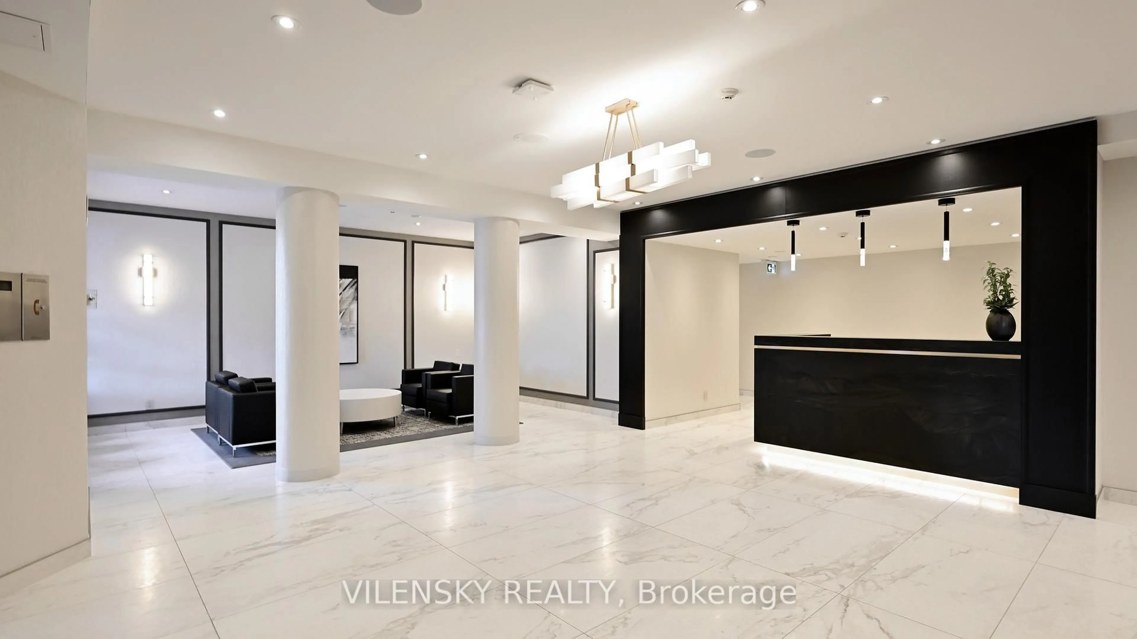 Lobby for 7460 Bathurst St #214, Vaughan Ontario L4J 7K9