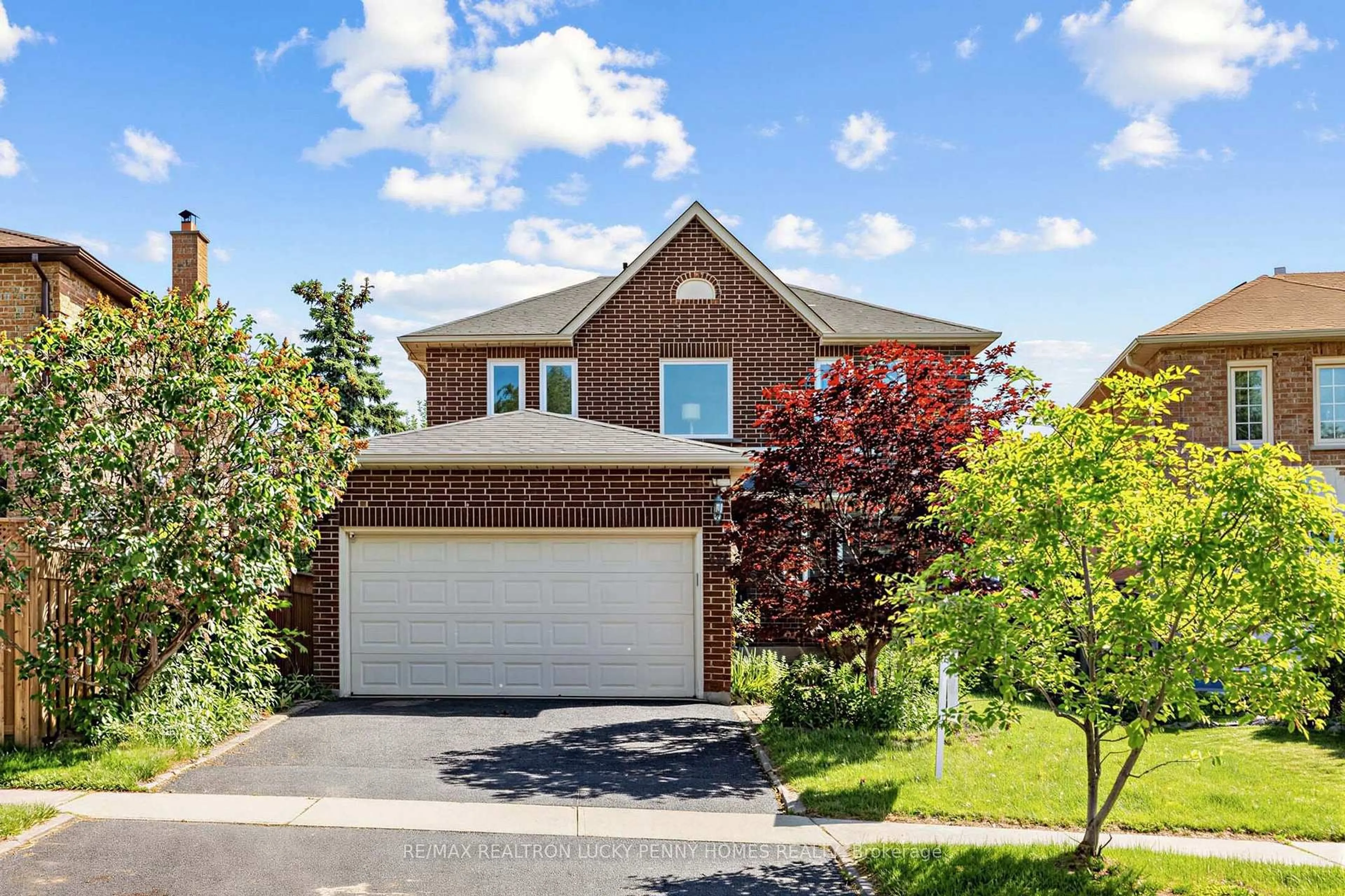 Home with brick exterior material, street for 19 Norwich Dr, Markham Ontario L3P 6S1
