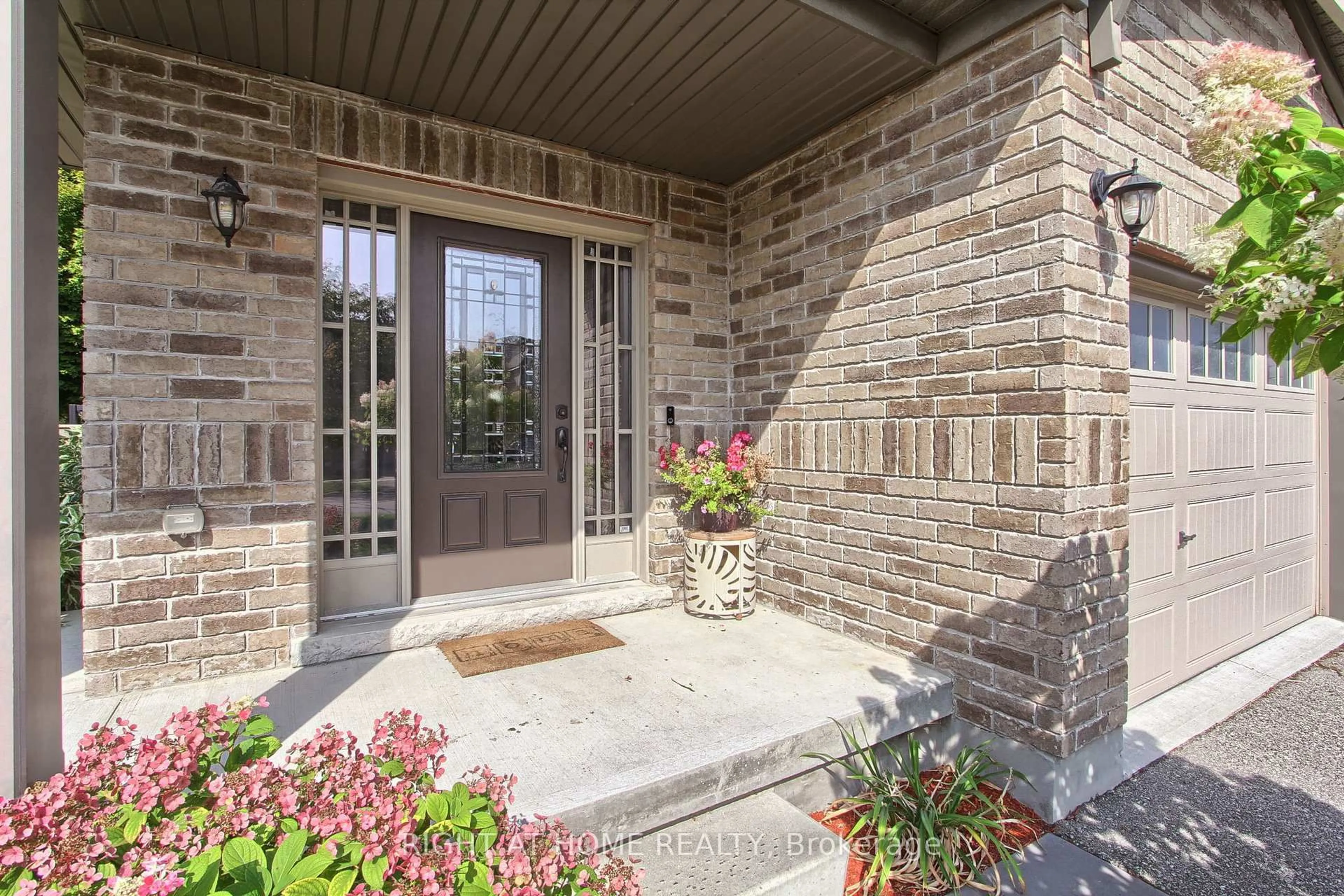 Unknown for 58 Carleton Tr, New Tecumseth Ontario L0G 1A0