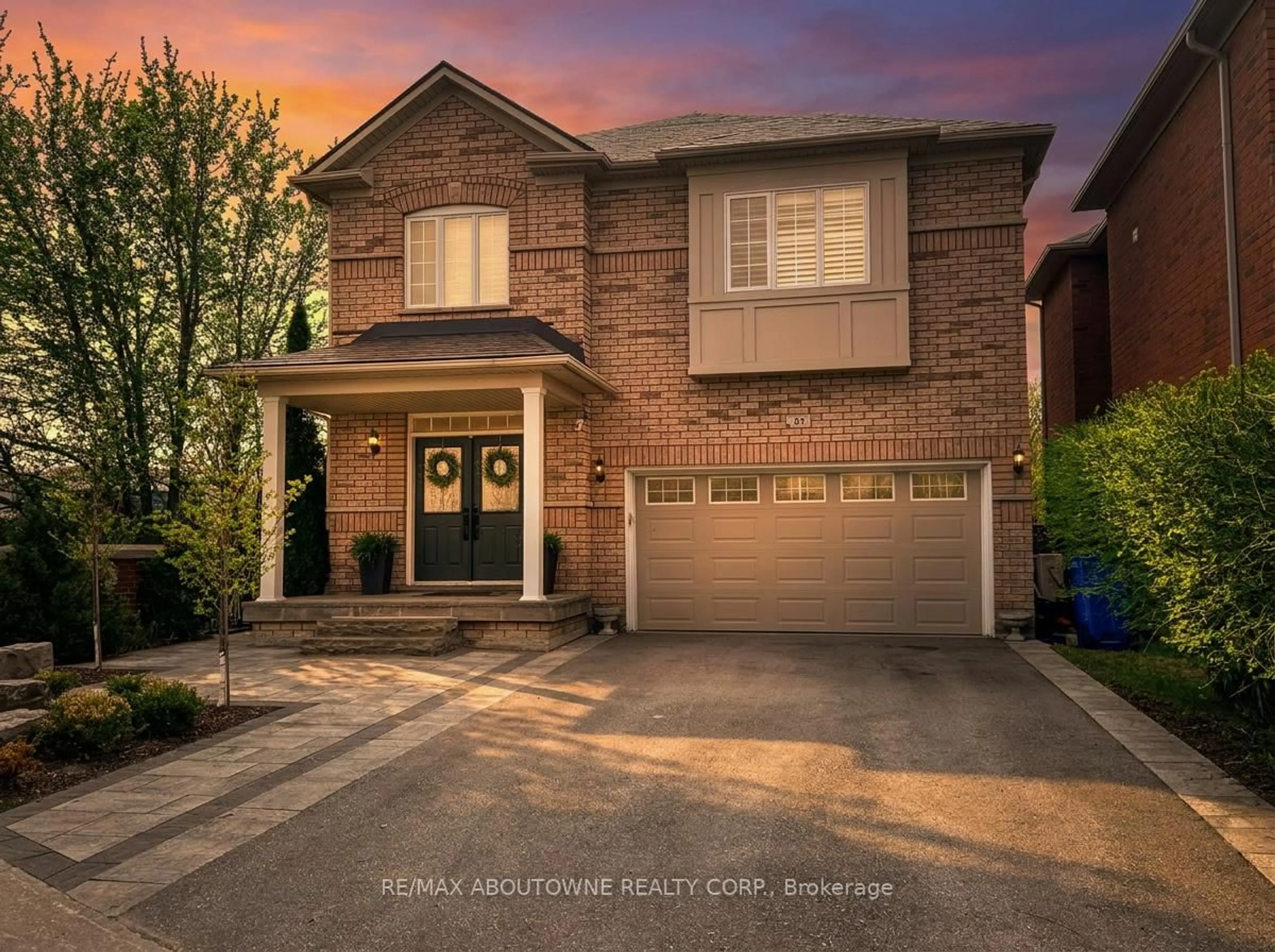 Home with brick exterior material, street for 85 Earl Stewart Dr, Aurora Ontario L4G 7P4