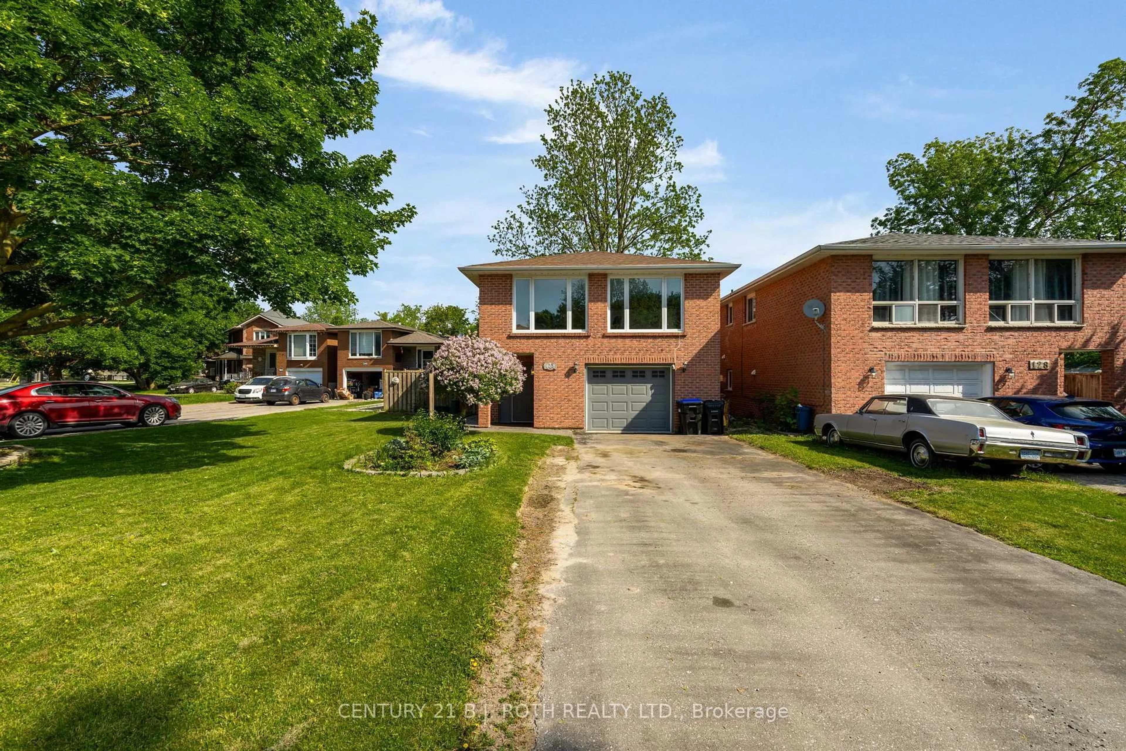 Home with brick exterior material, street for 138 Tupper St, New Tecumseth Ontario L9R 1E3