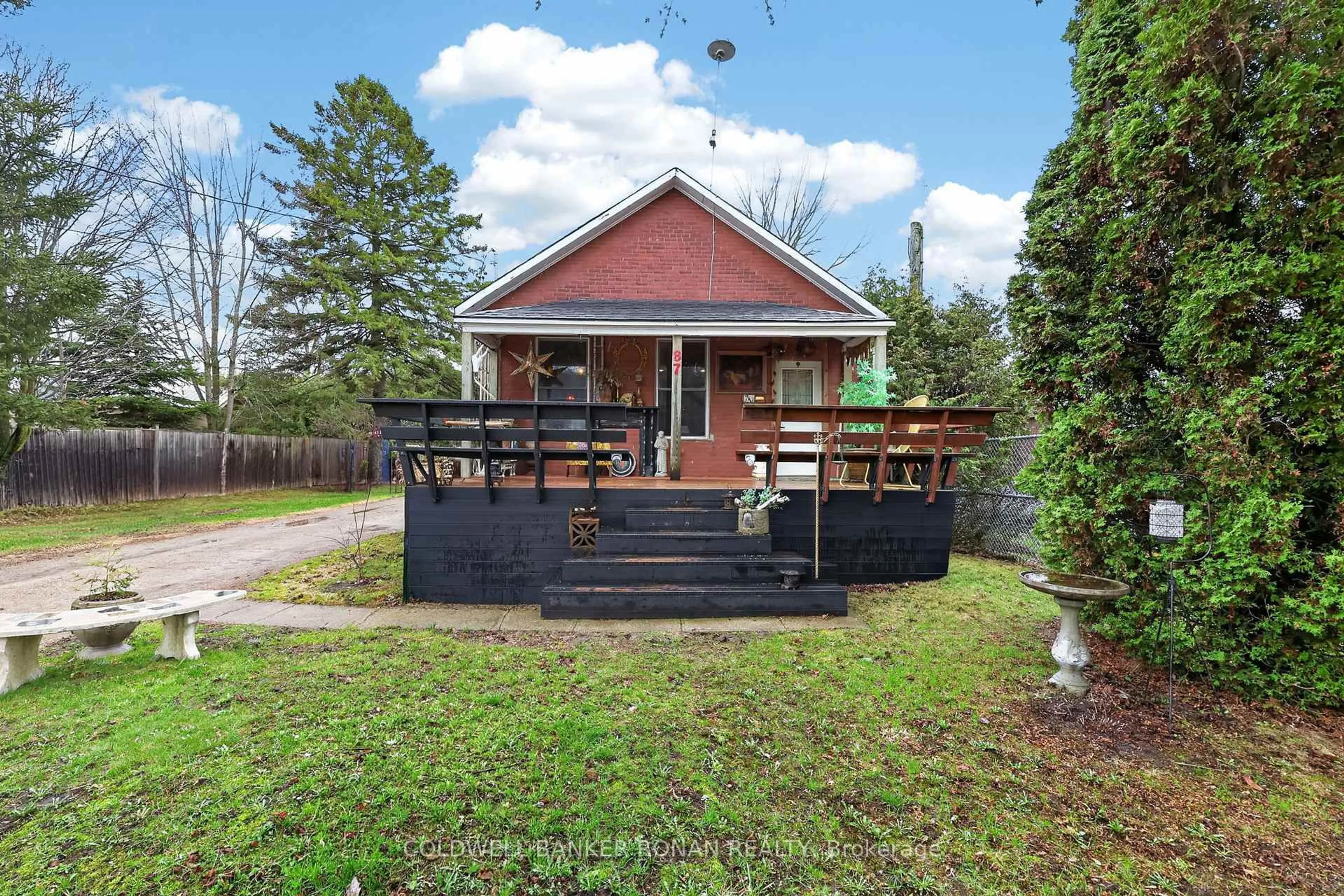 Unknown for 87 Wellington St, New Tecumseth Ontario L9R 1G7