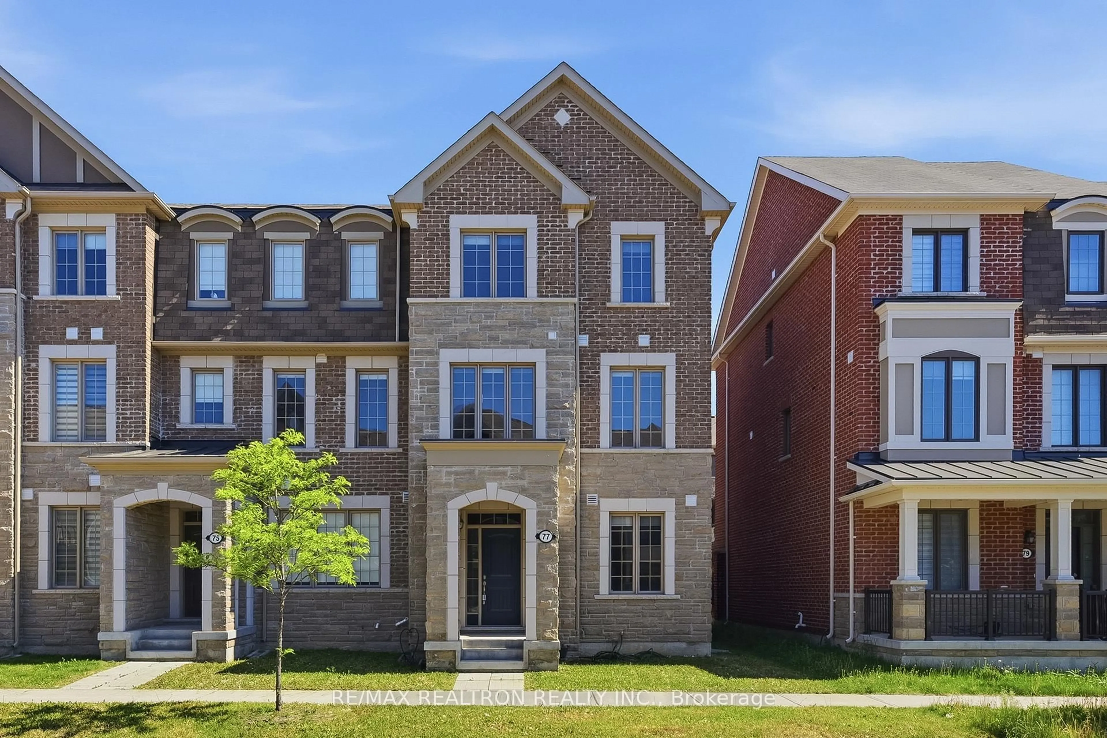 Home with brick exterior material, street for 77 Casely Ave, Richmond Hill Ontario L4S 0K2
