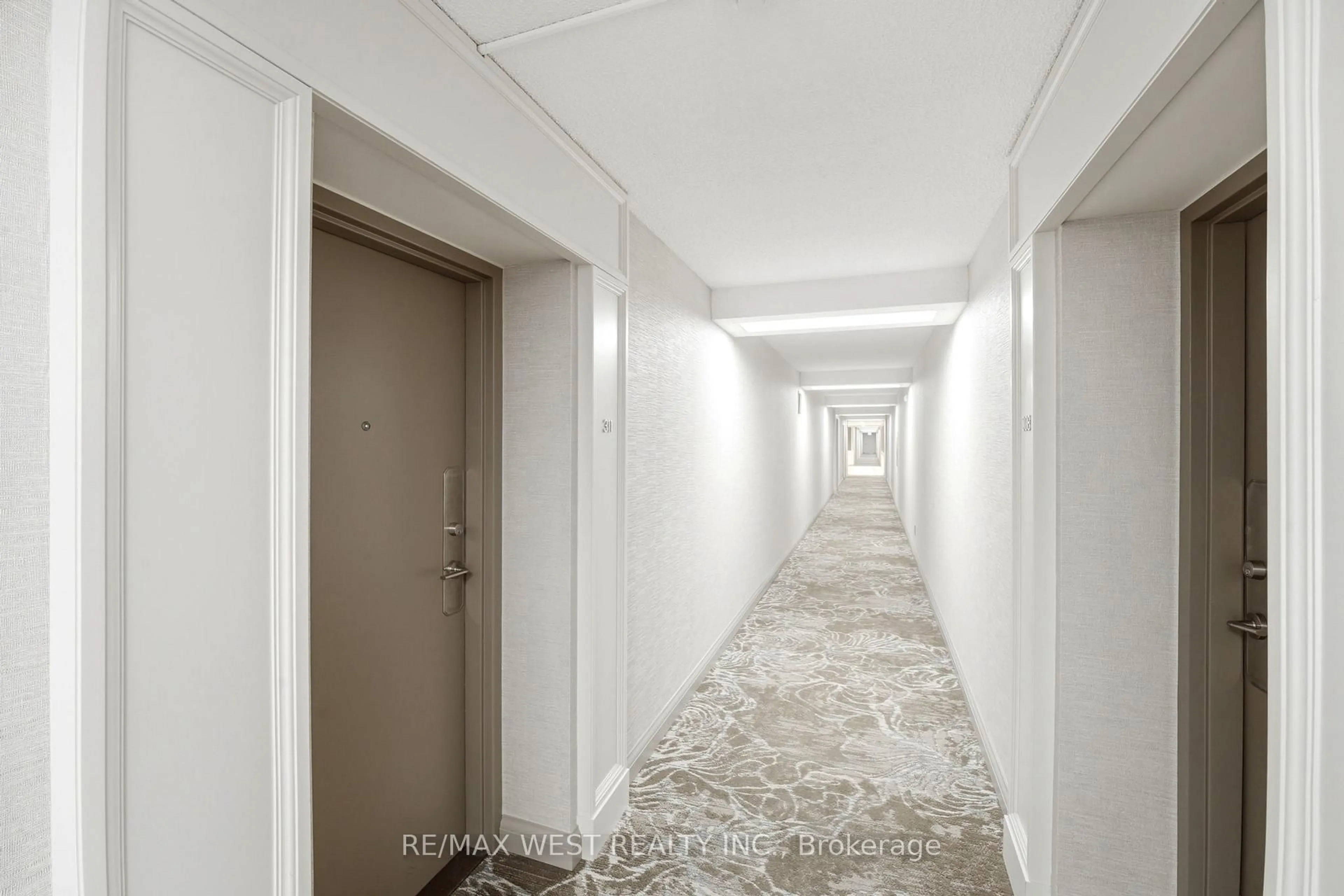 A pic of a room for 40 Baif Blvd #311, Richmond Hill Ontario L4C 5M9