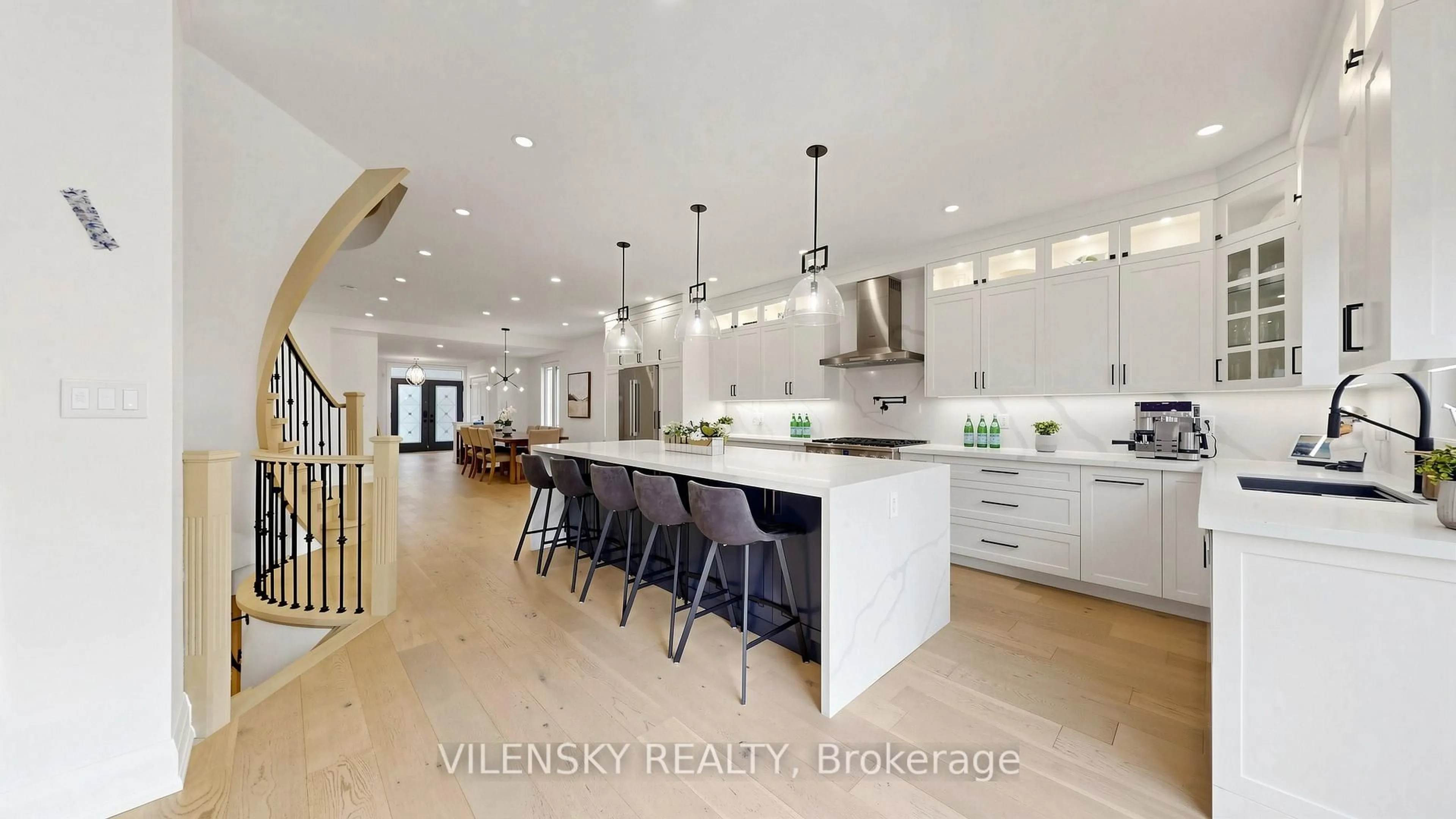 Open concept kitchen, unknown for 146 Valley Vista Dr, Vaughan Ontario L6A 0Z4