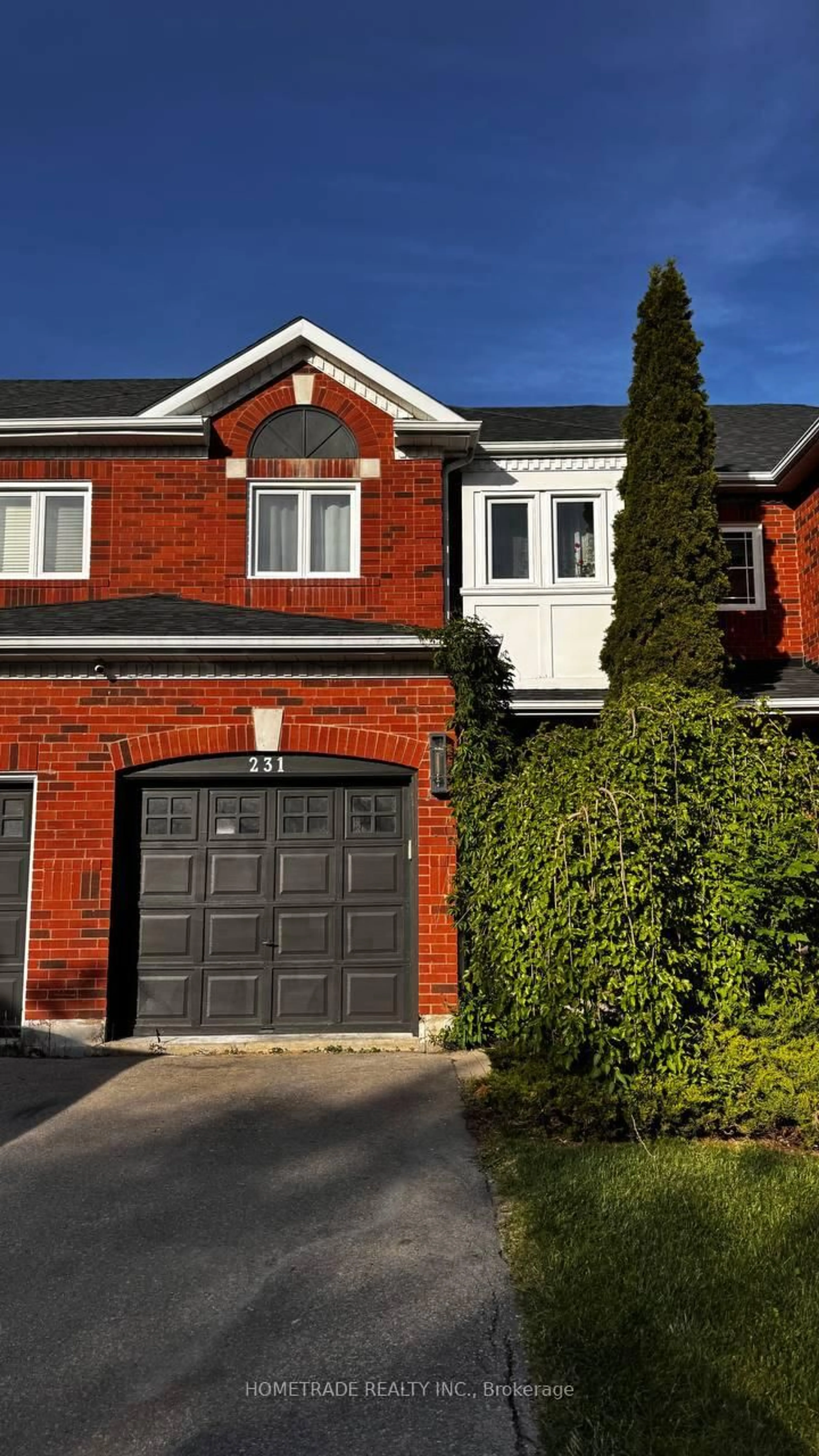 Home with brick exterior material, street for 231 Denise Circ, Newmarket Ontario L3X 2K2