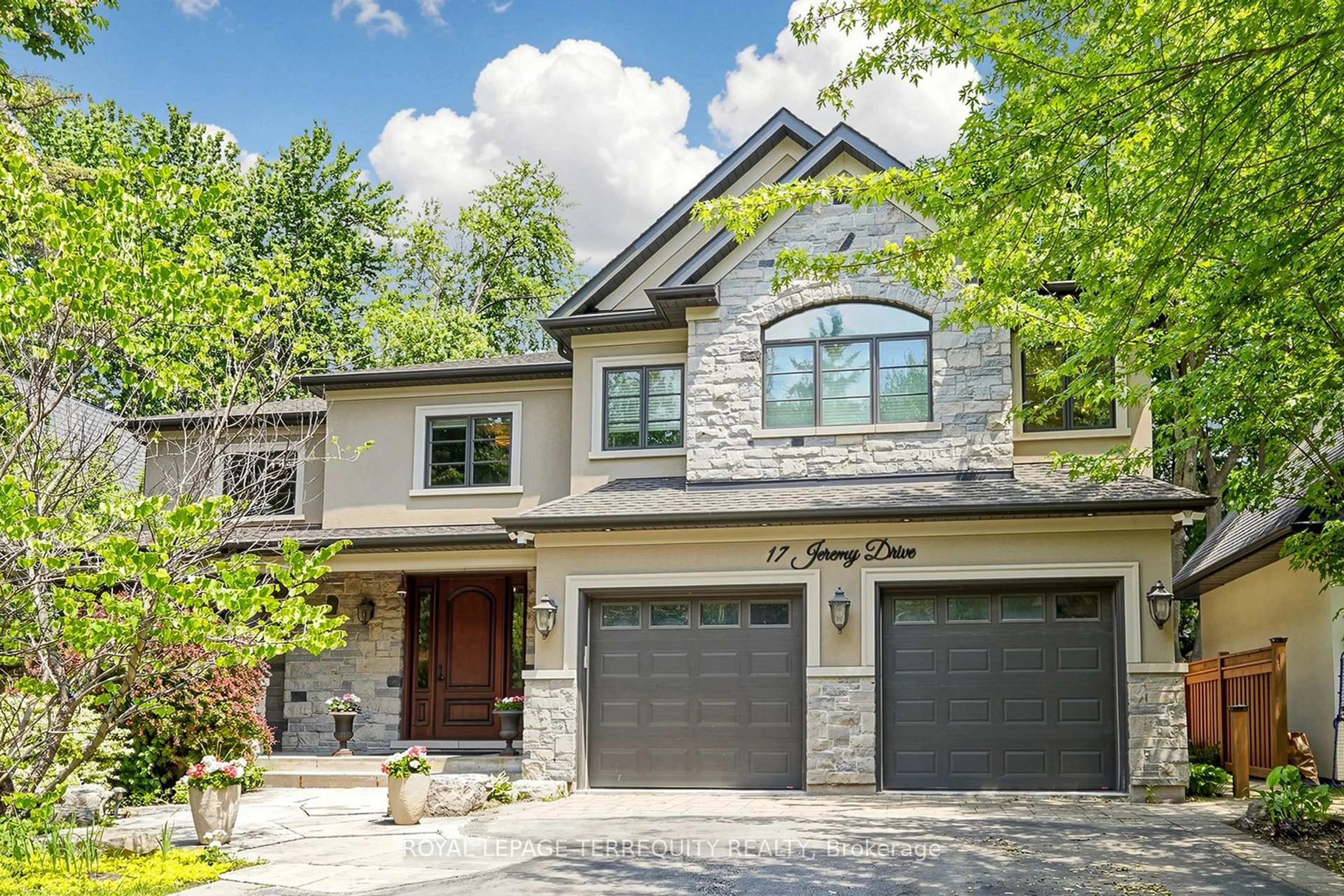 Home with brick exterior material, street for 17 Jeremy Dr, Markham Ontario L3R 2K7