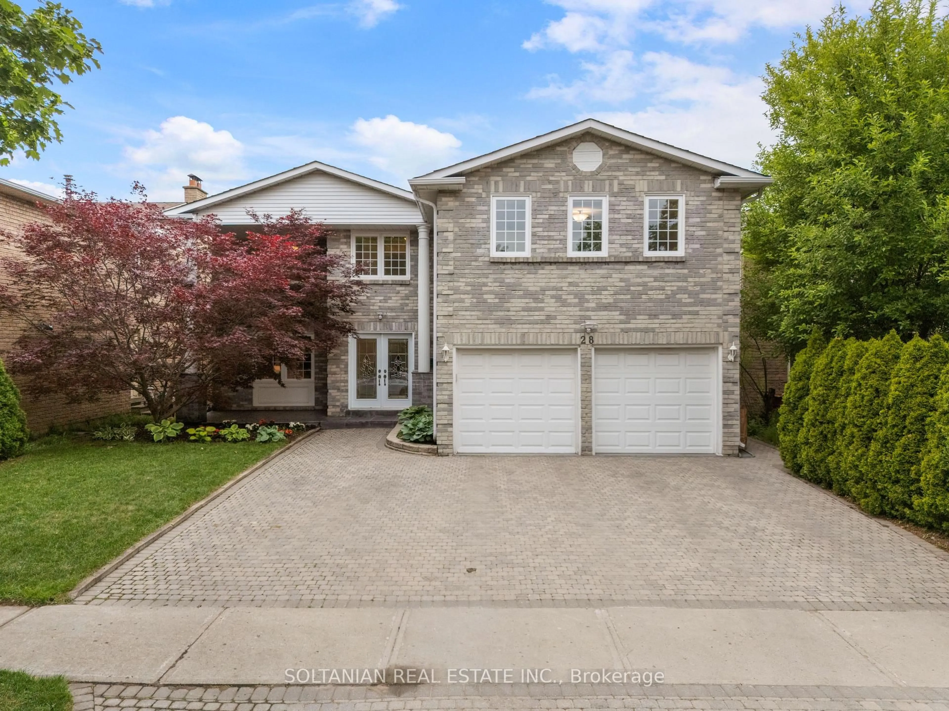 Home with brick exterior material, street for 28 Dunvegan Dr, Richmond Hill Ontario L4C 6K1
