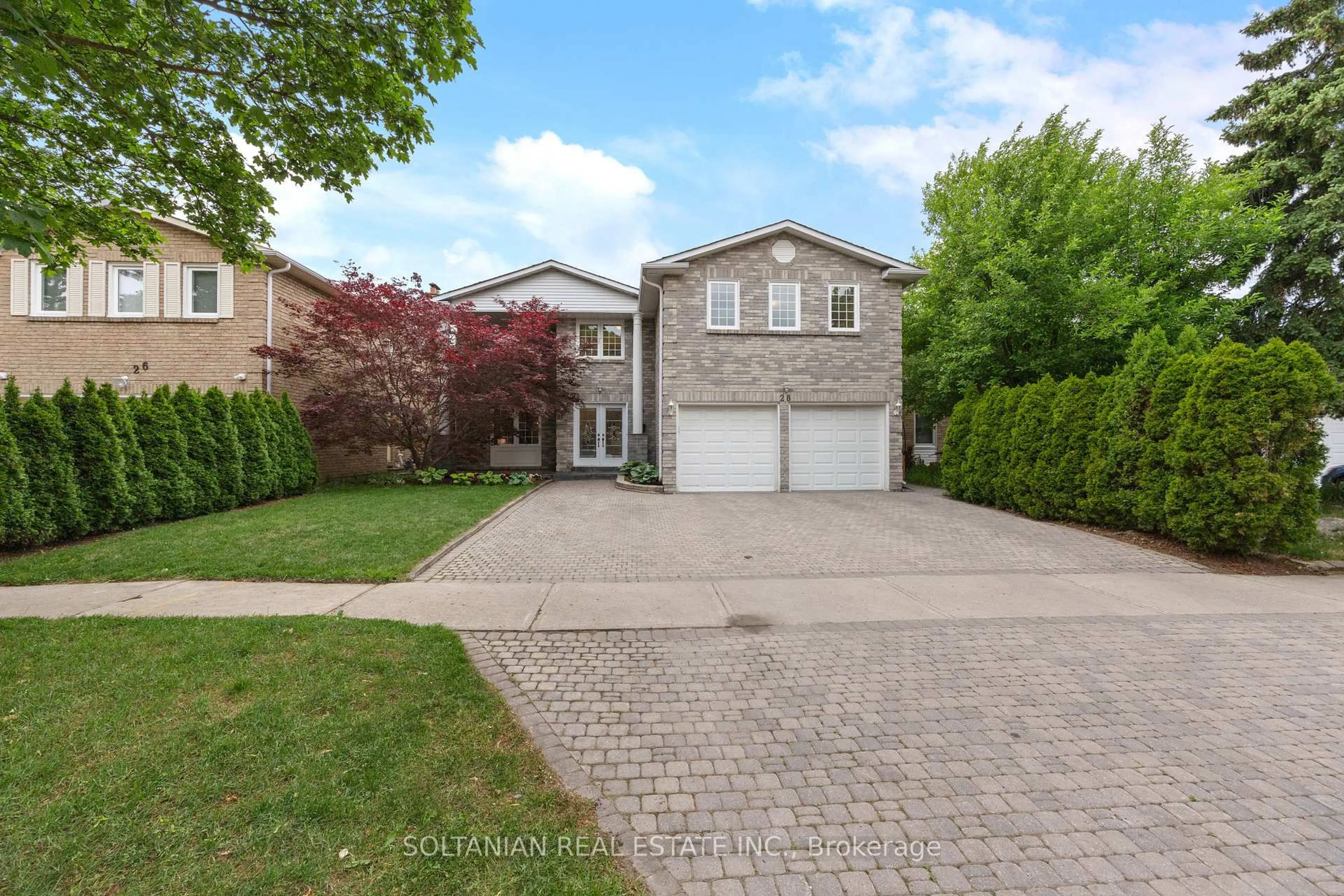 Home with brick exterior material, street for 28 Dunvegan Dr, Richmond Hill Ontario L4C 6K1