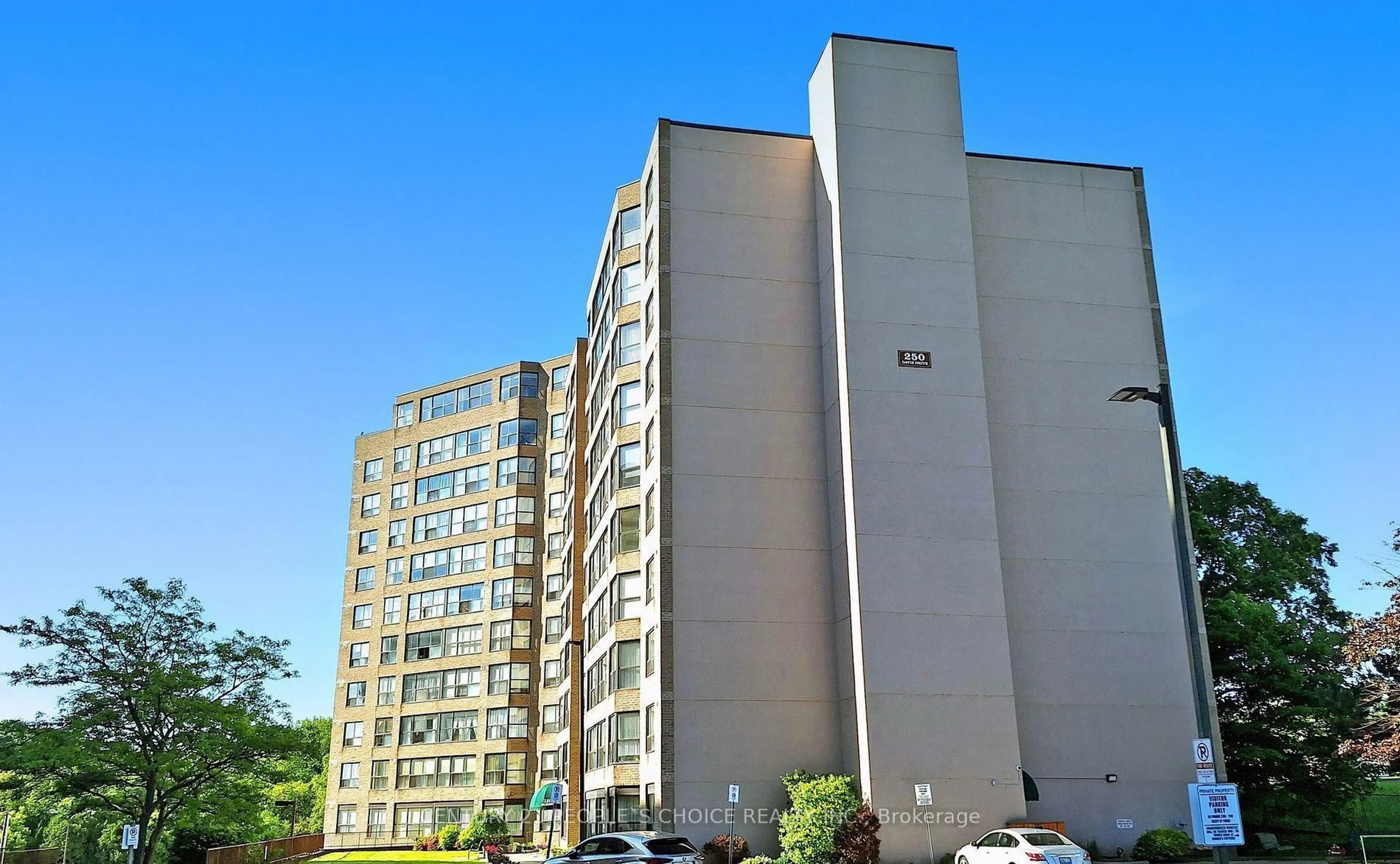 Unknown for 250 Davis Dr #909, Newmarket Ontario L3Y 7T7
