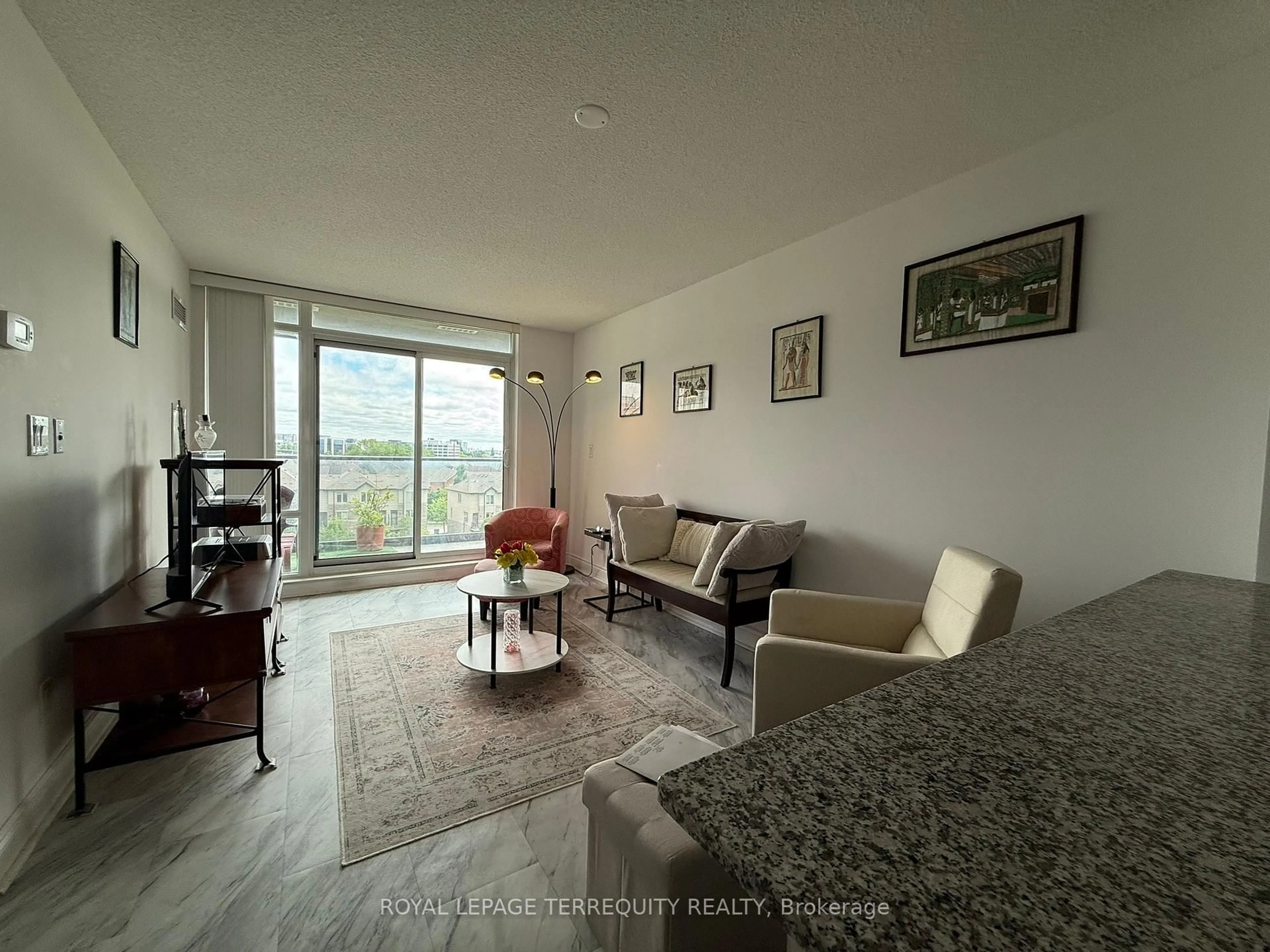Living room with furniture, unknown for 253 South Park Rd #709, Markham Ontario L3T 0B4