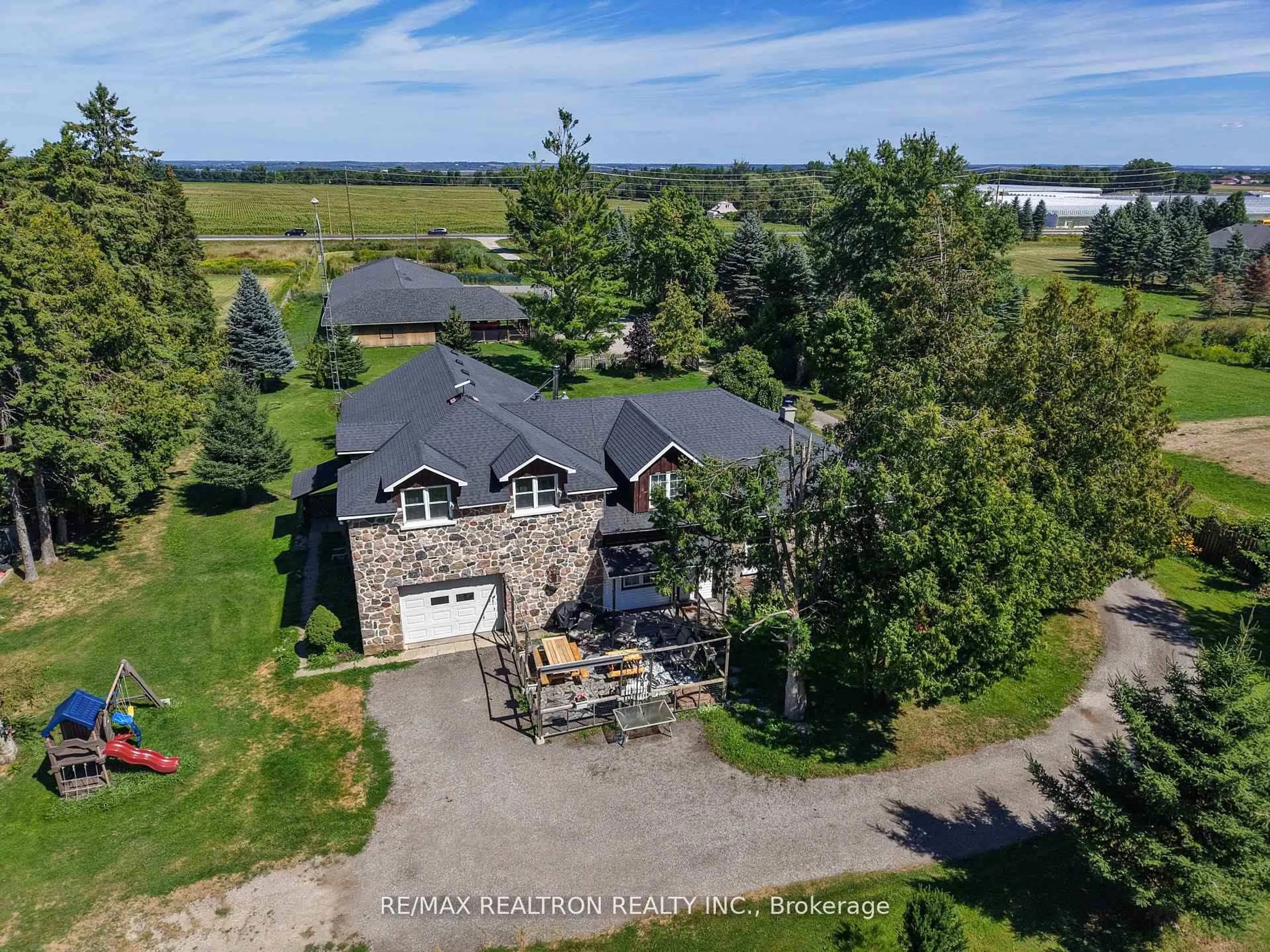 A pic from outside/outdoor area/front of a property/back of a property/a pic from drone, water/lake/river/ocean view for 3930 Yonge St, Bradford West Gwillimbury Ontario L3Z 3X6