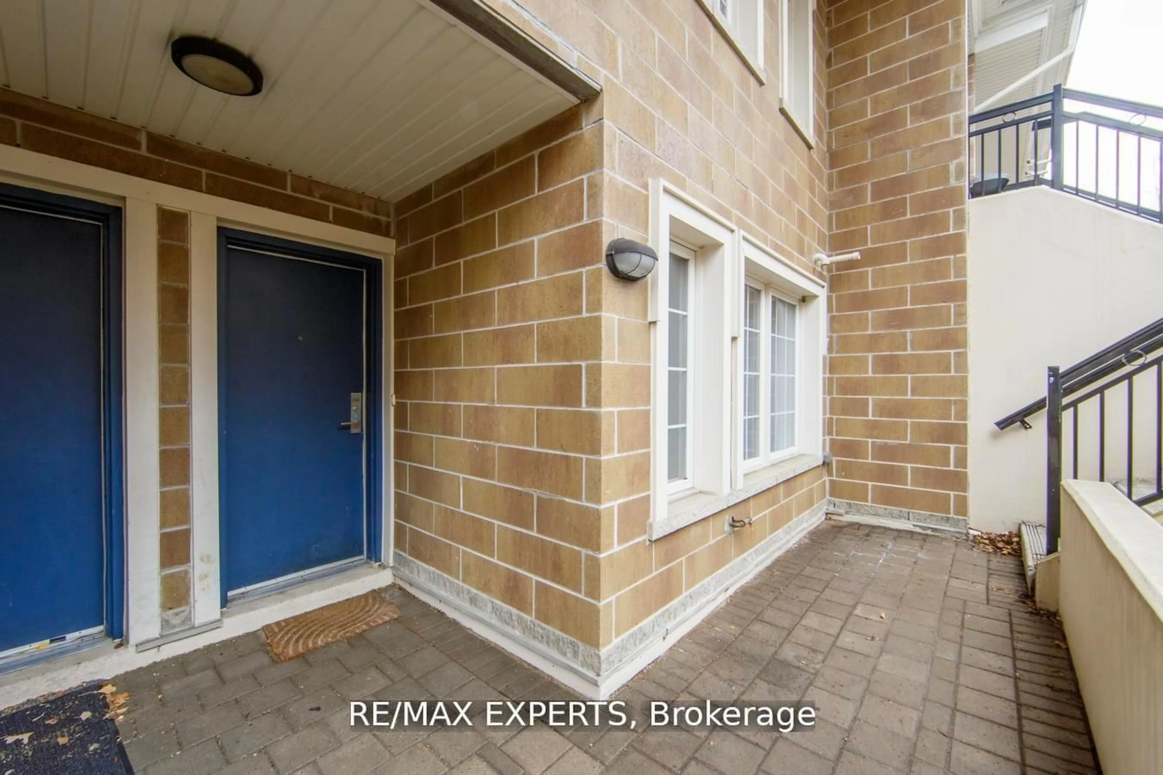 Indoor entryway for 26 Bruce St #C03, Vaughan Ontario L4L 0H4