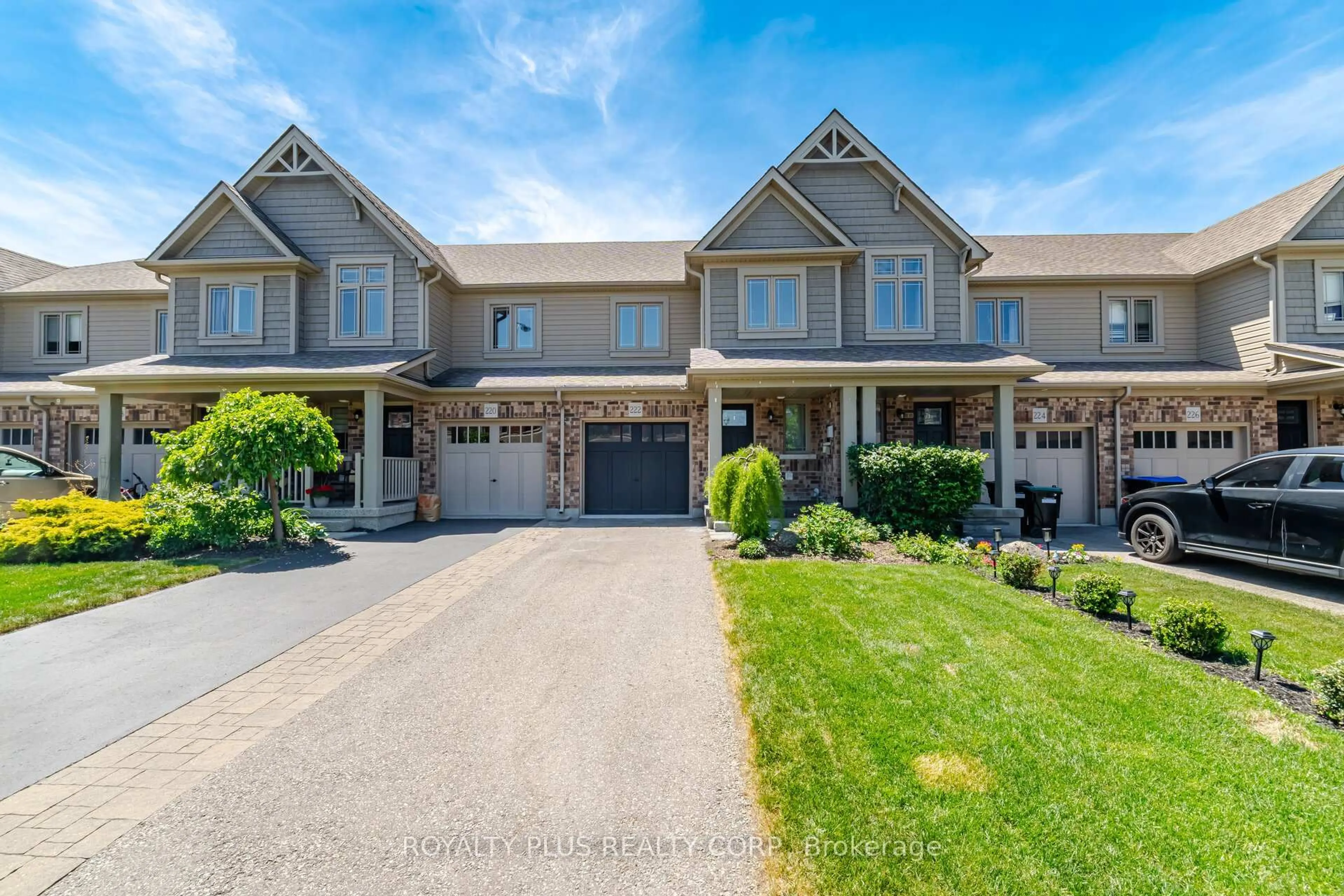 A pic from outside/outdoor area/front of a property/back of a property/a pic from drone, street for 222 Hutchinson Dr, New Tecumseth Ontario L9R 0P9