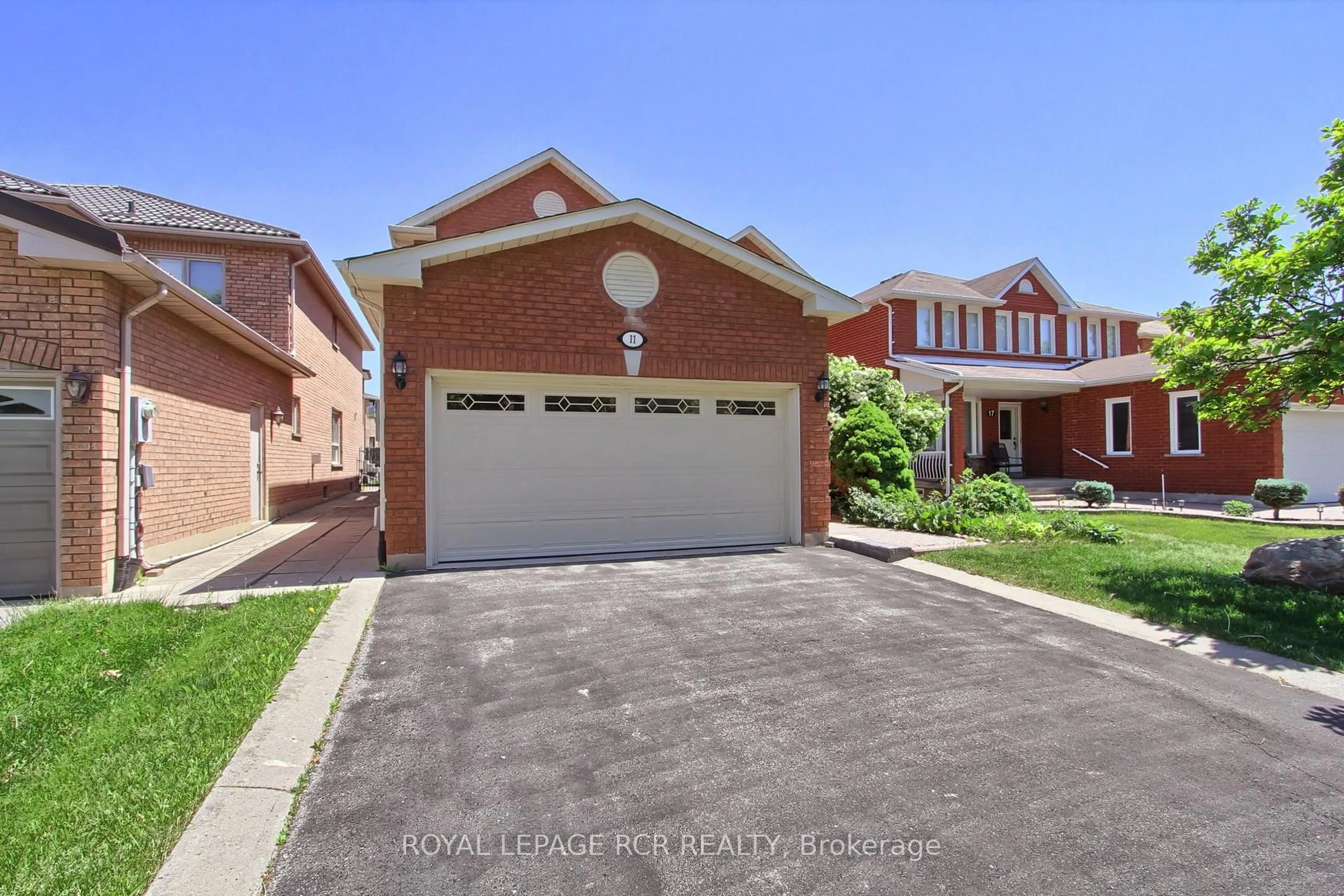 Home with brick exterior material, street for 11 Zucchet Crt, Vaughan Ontario L4L 7M5