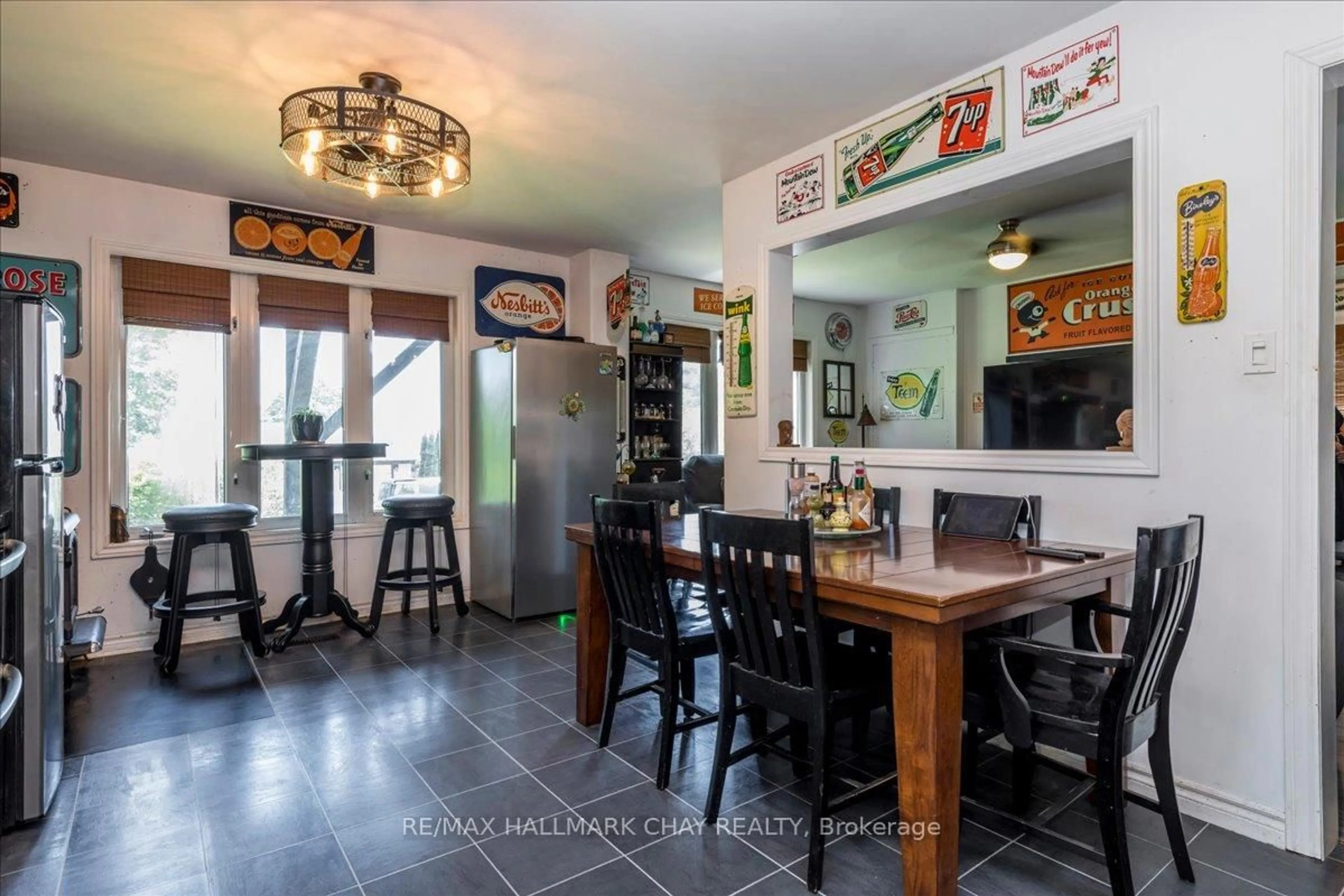 Unknown for 736 Lakelands Ave, Innisfil Ontario L9S 4E6