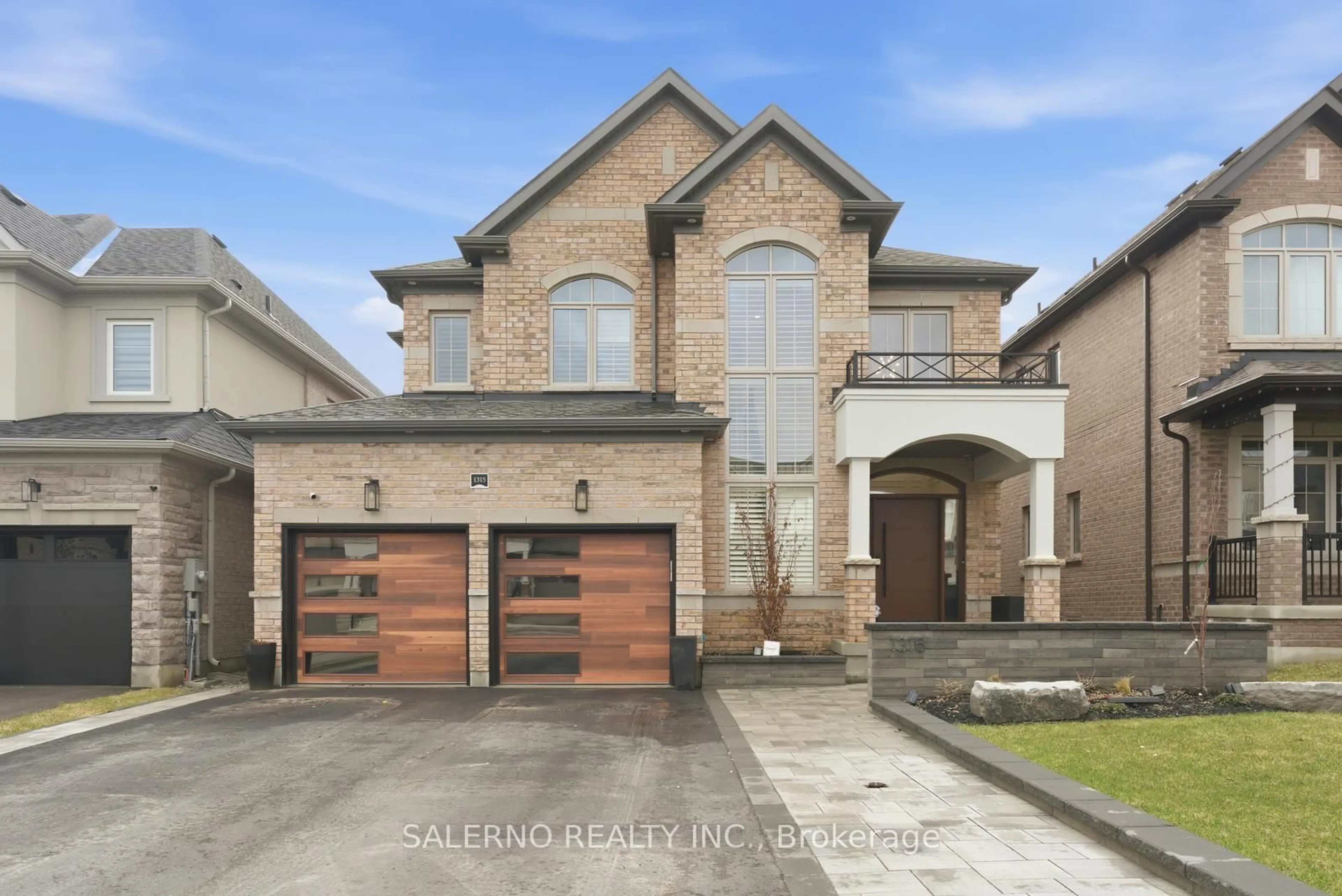 Home with brick exterior material, street for 1315 Stevens Rd, Innisfil Ontario L9S 4W1