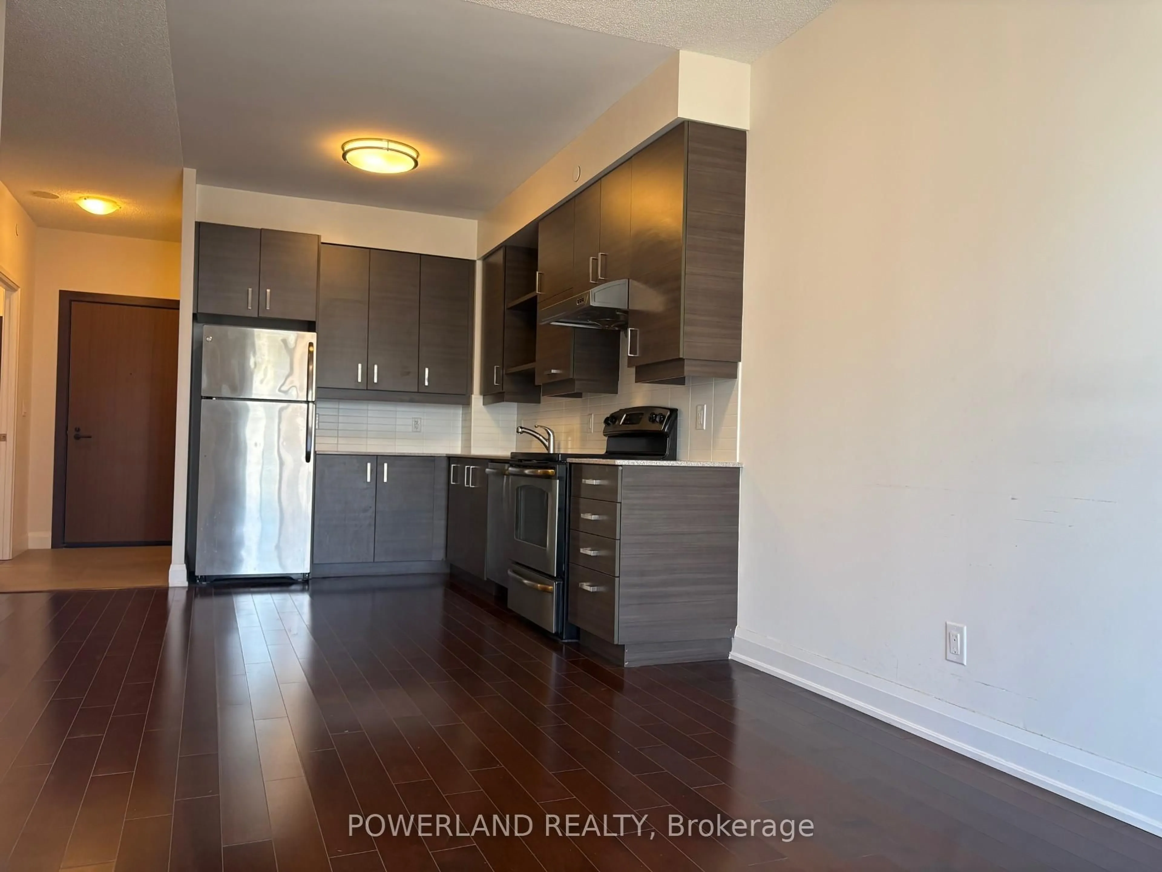 Standard kitchen, wood/laminate floor for 8228 Birchmount Rd #616, Markham Ontario L3R 1A6